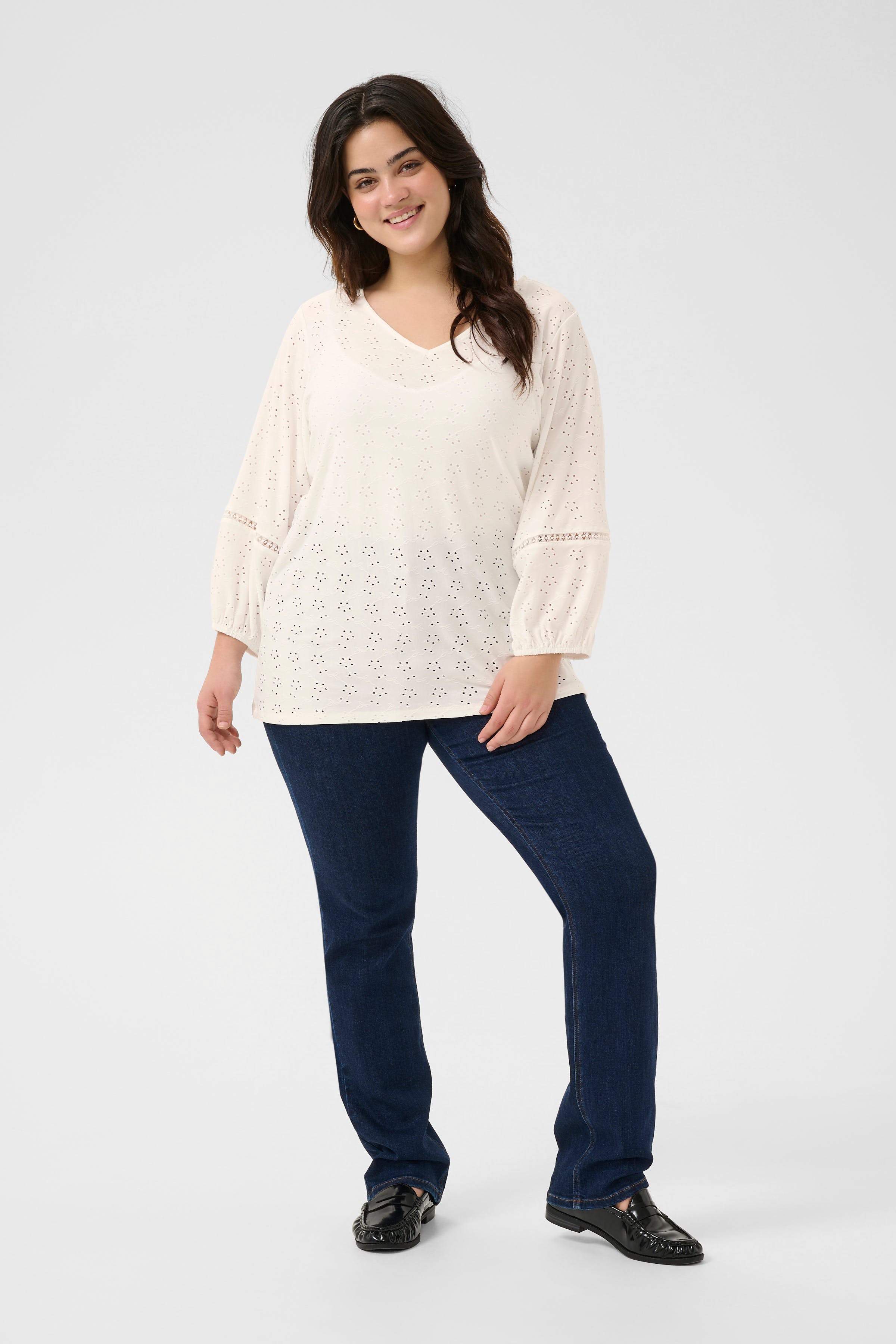 KCtara Blouse LOOKBOOK FRONT 10583553-106482