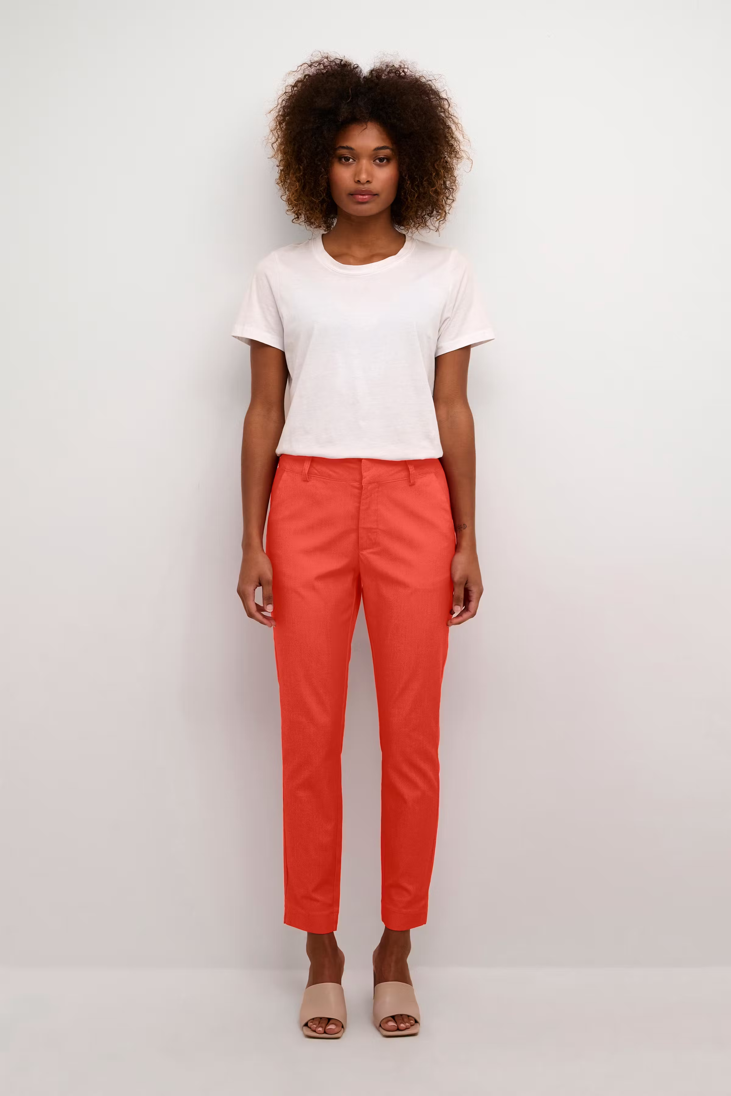 KAlea Bukser LOOKBOOK FRONT 10505191-181664