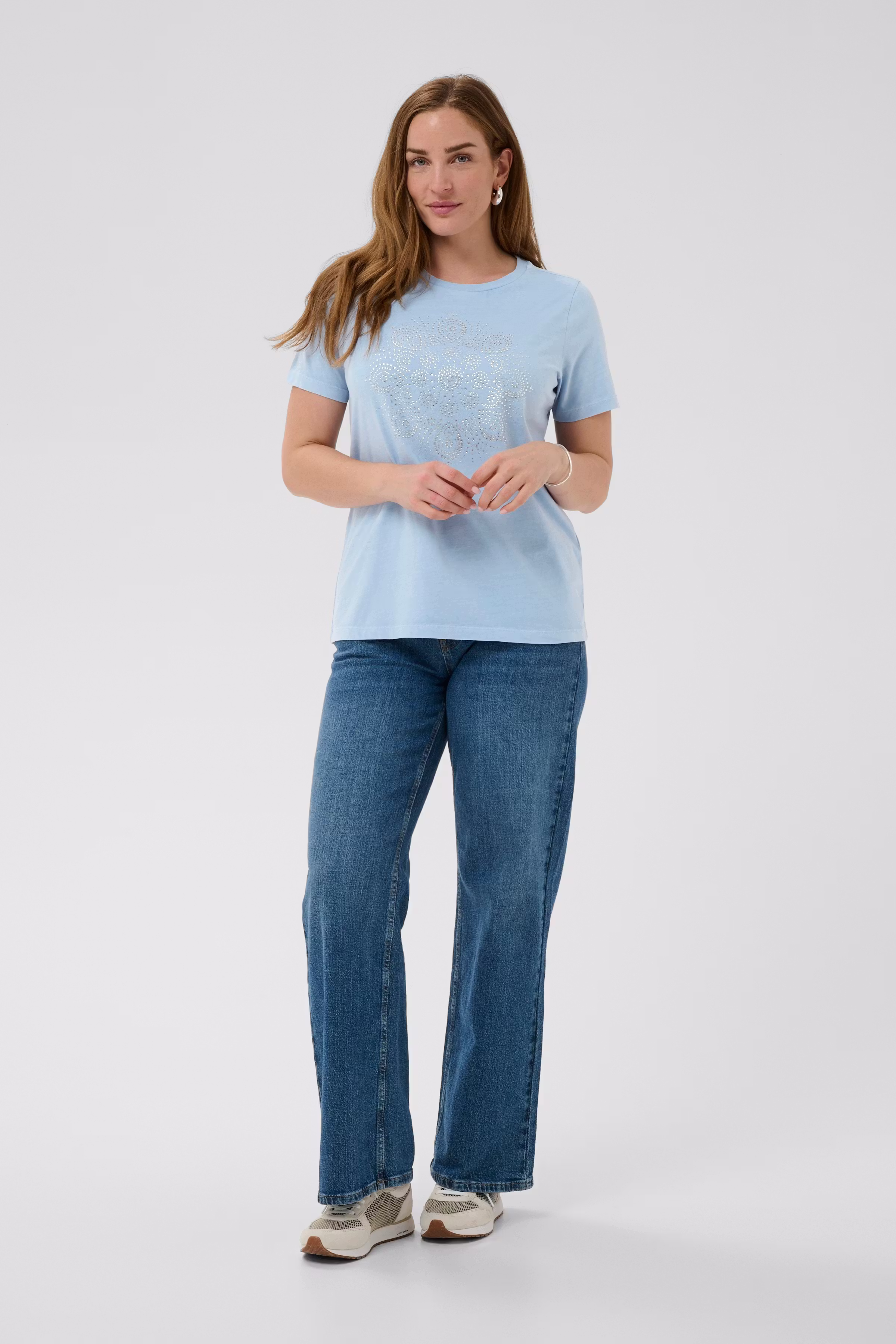 BPnorah T-shirt LOOKBOOK FRONT 40200122-1640161