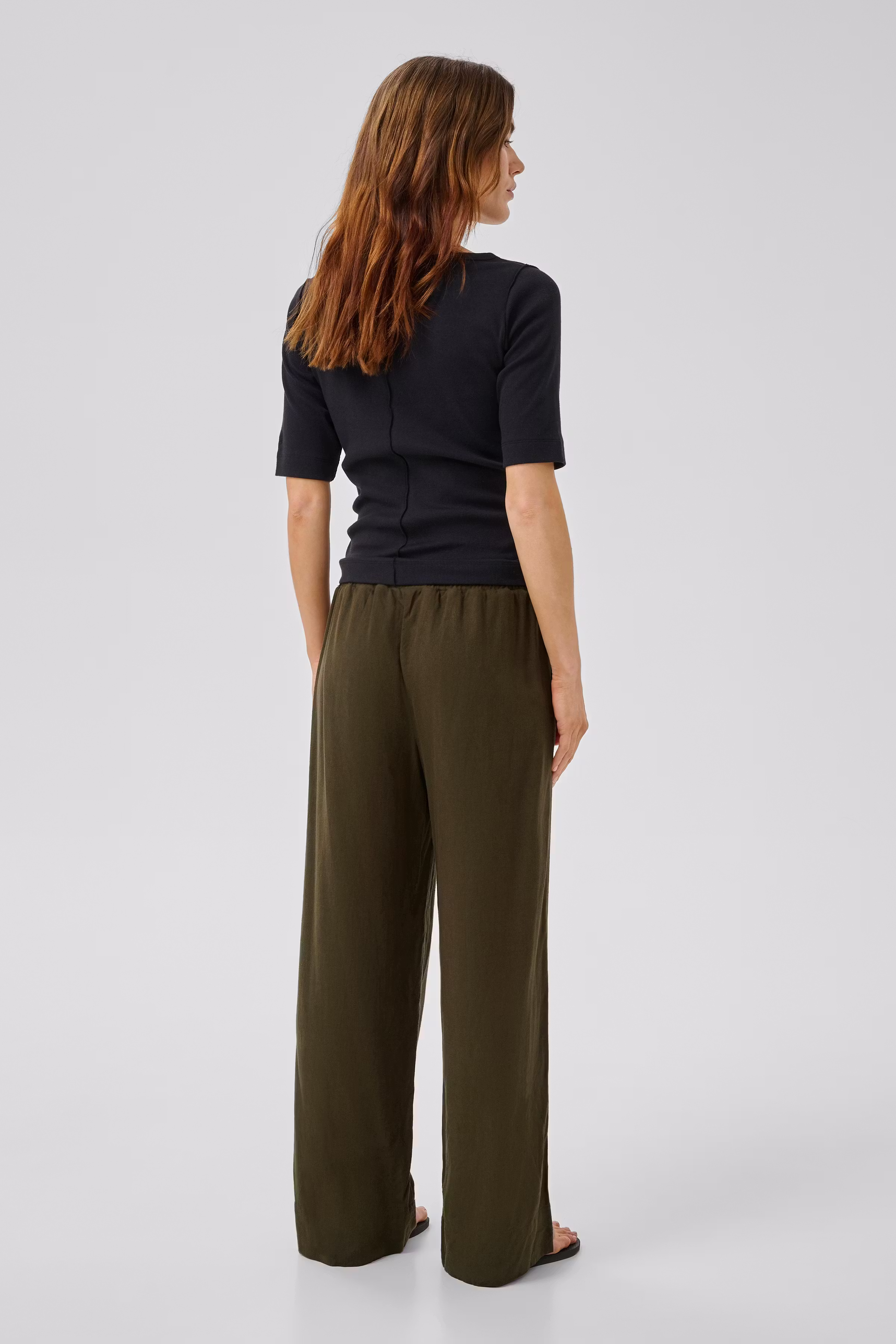 DiasMW Linen Trousers LOOKBOOK BACK 10704701-190414