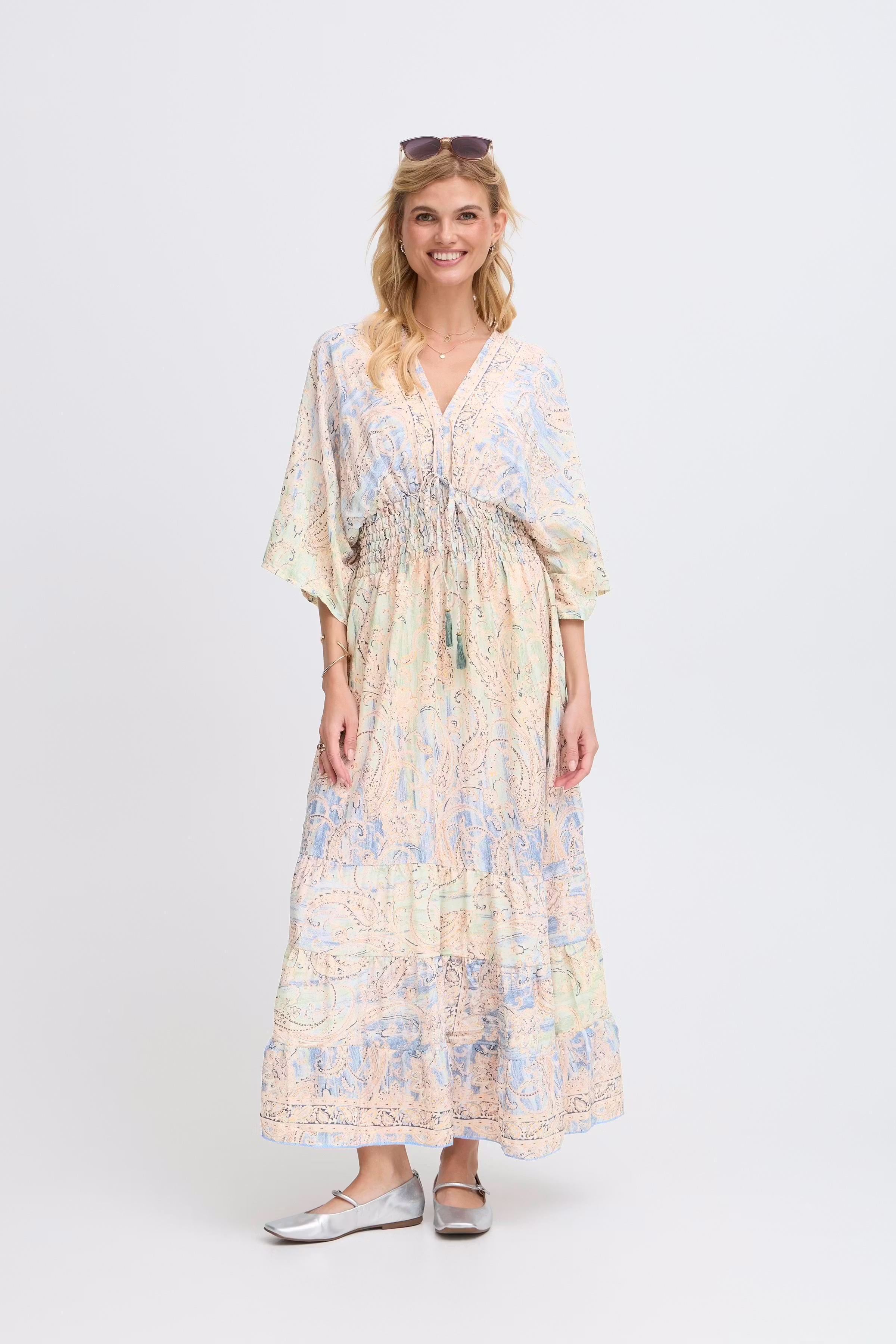 SBILSEBETH Kjole LOOKBOOK FRONT 22101008-205626