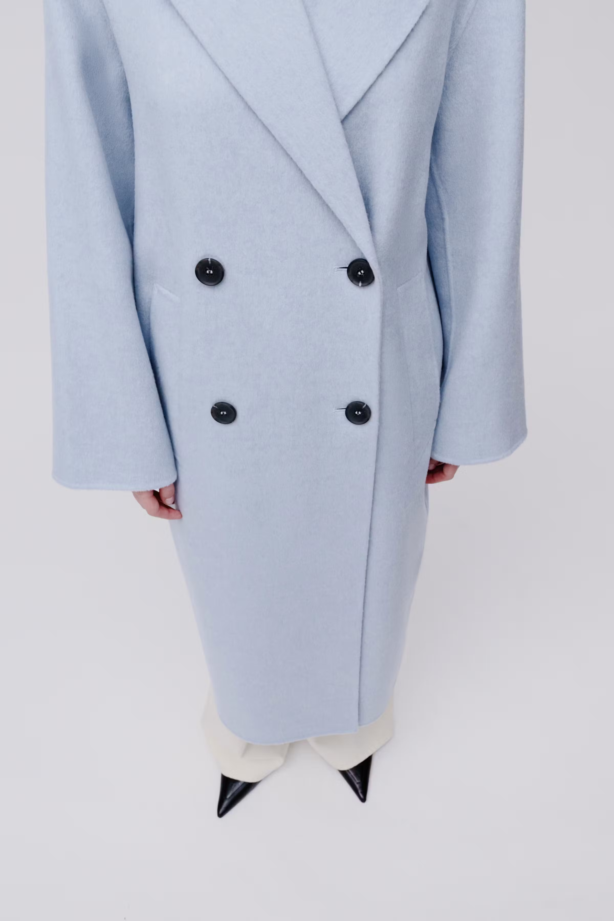 IOCLARA Coat LOOKBOOK FRONT 30600563-BL833