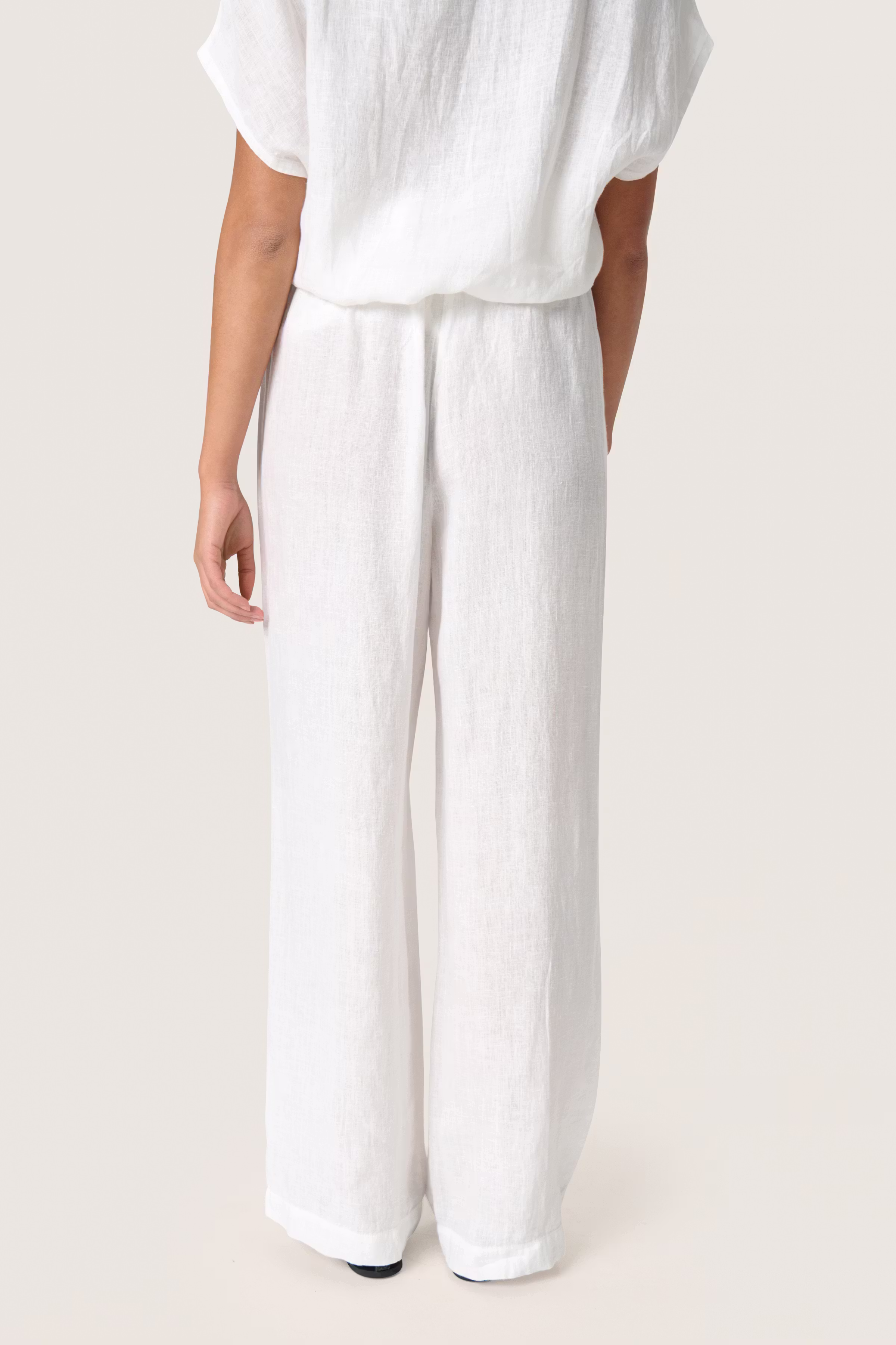 SLCelian Linen Trousers LOOKBOOK BACK 30408216-111001
