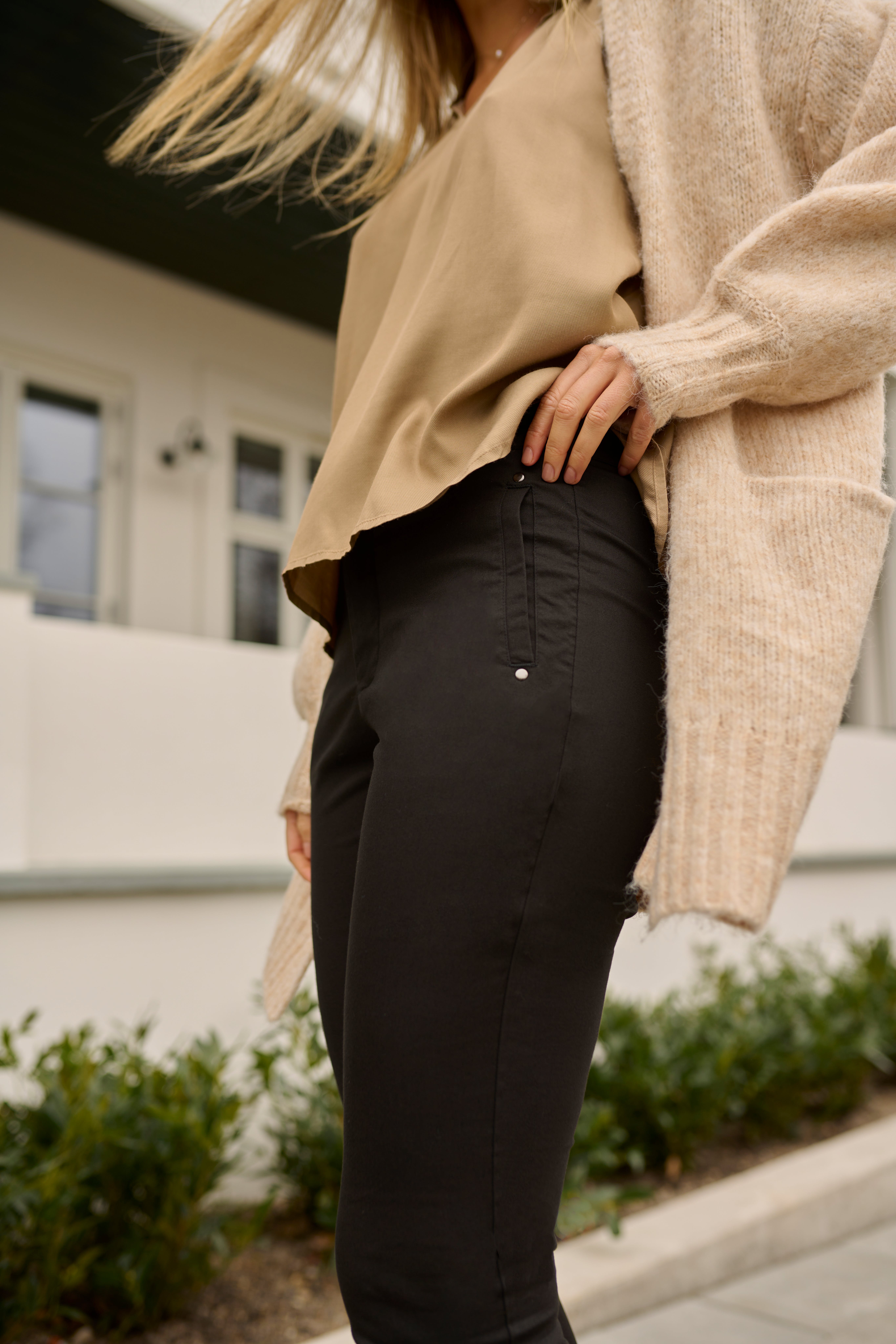 KAlea Trousers LOCATION NONE 10508120-100121