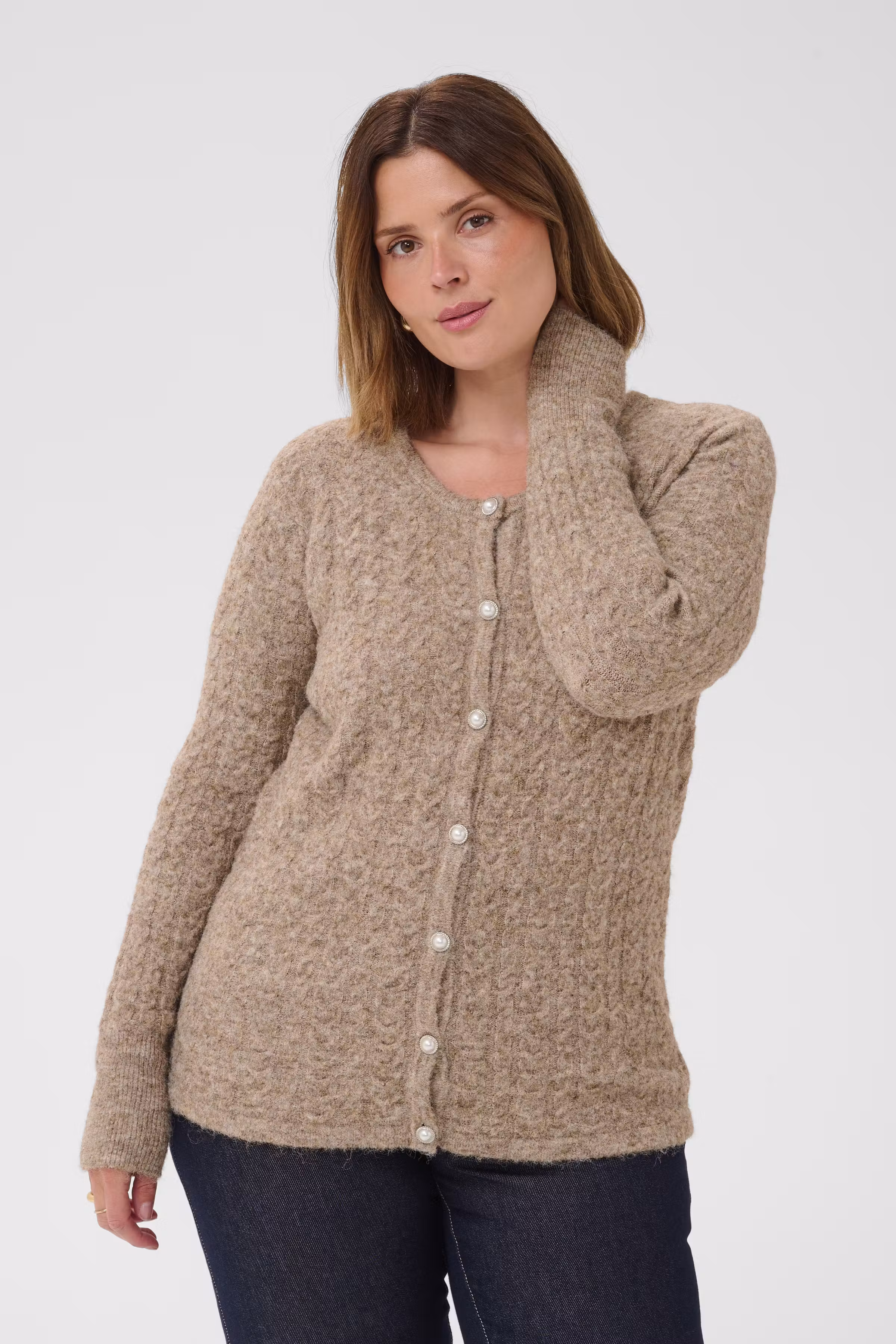 KCmalina Cardigan LOOKBOOK FRONT 10584381-109952