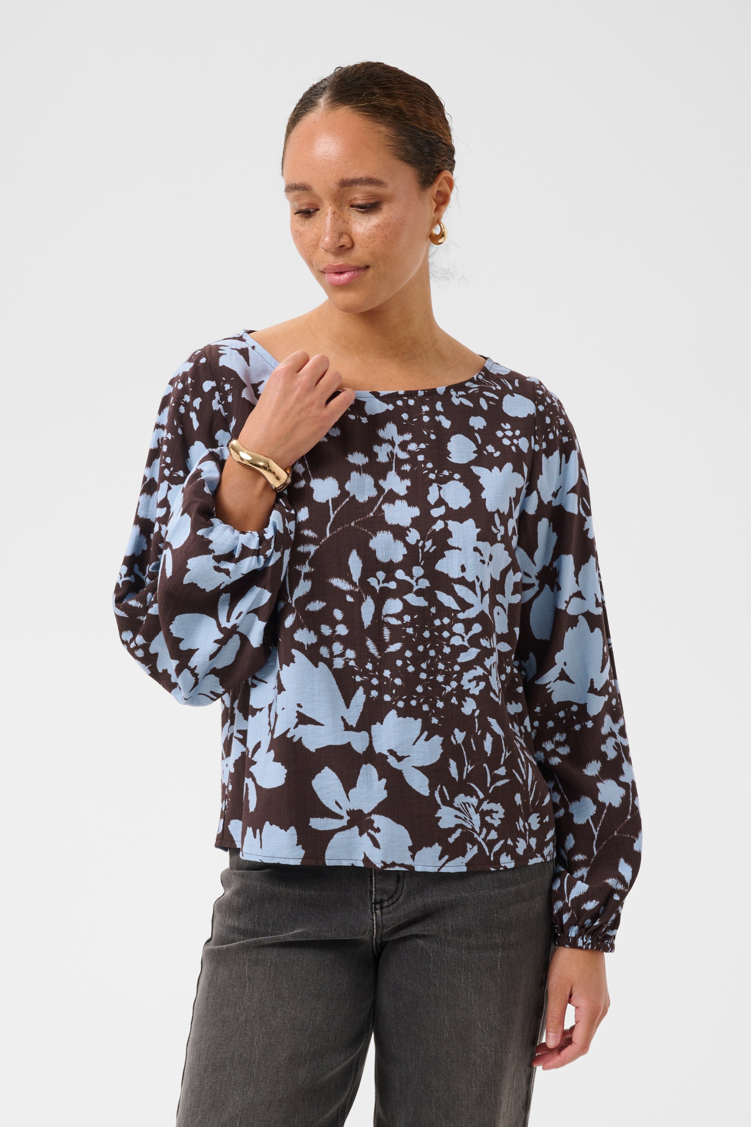 KAnadira Blus LOOKBOOK FRONT 10511761-109448