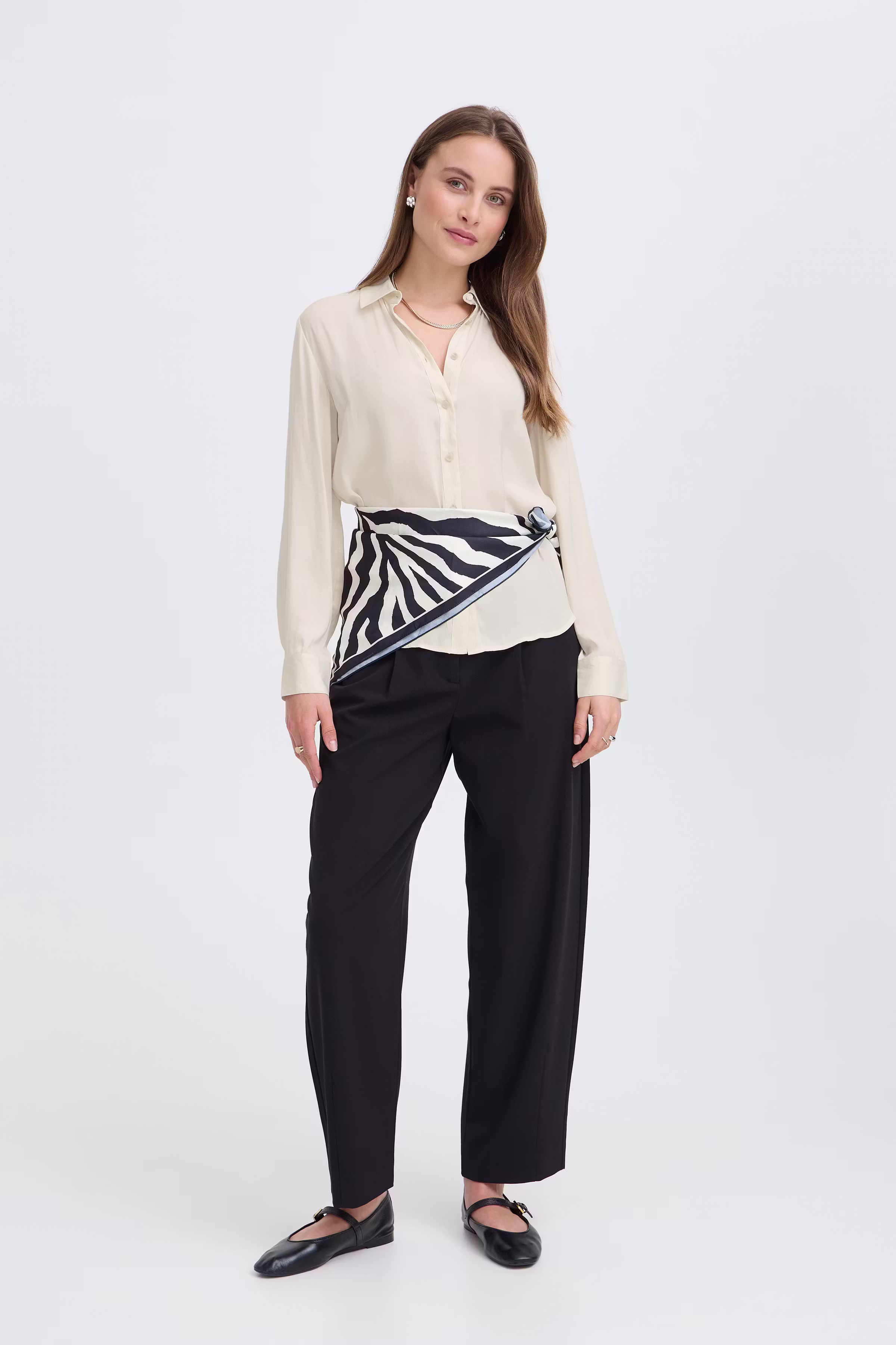 BYIVAL Skjorte LOOKBOOK FRONT 20819438-130905
