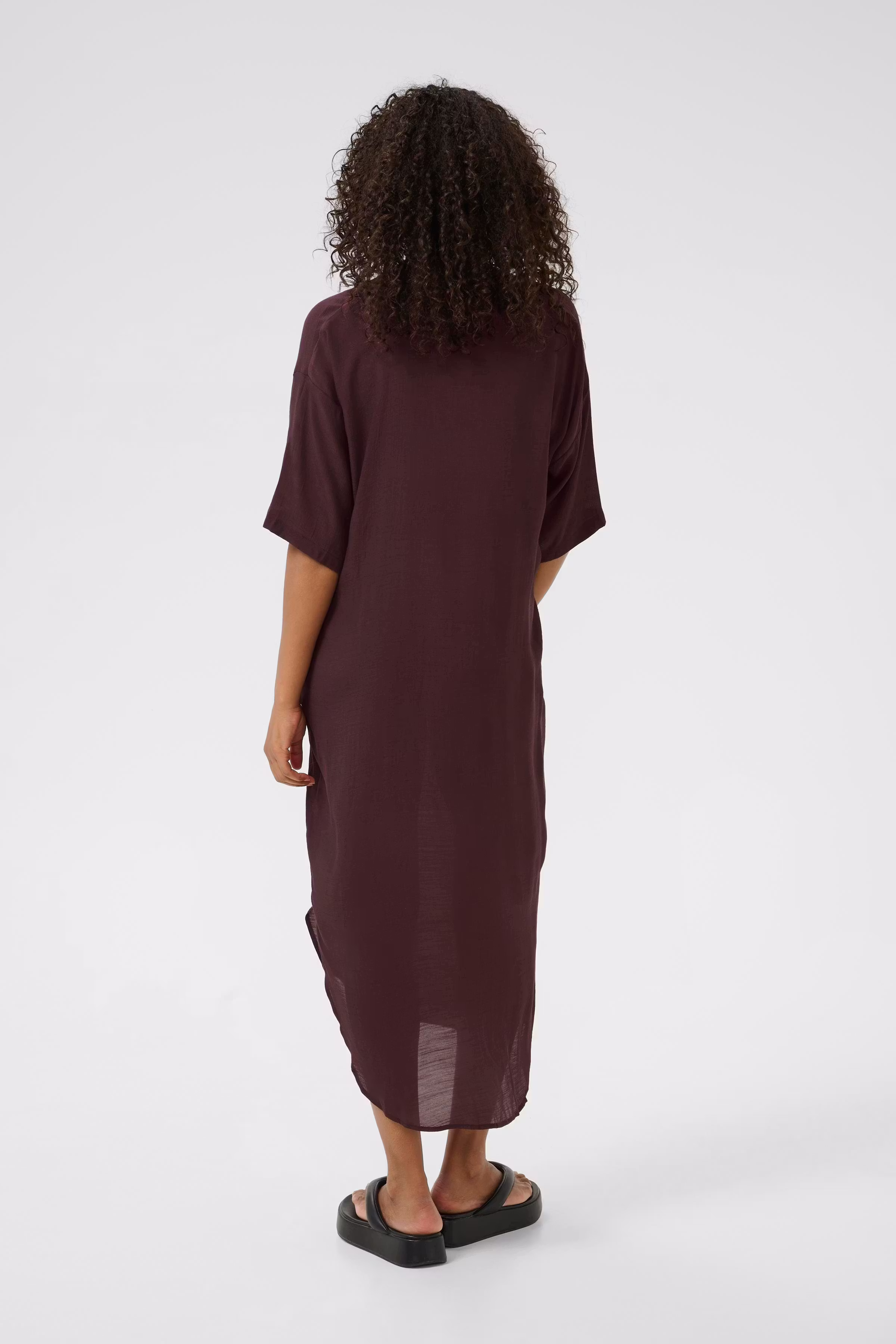 KAanja Dress LOOKBOOK BACK 10510073-191619