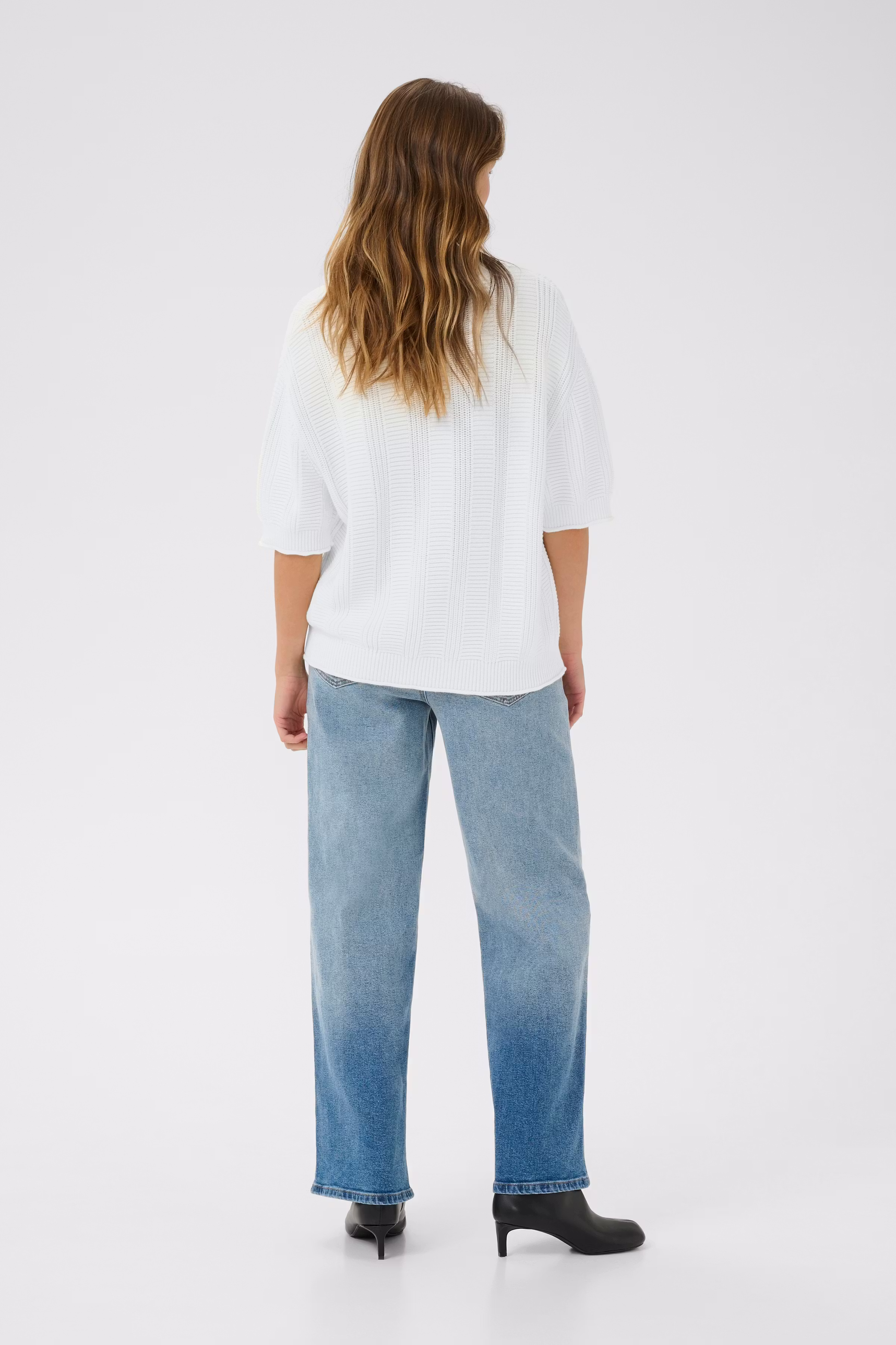 KAwhitney Pullover LOOKBOOK BACK 10510098-110602