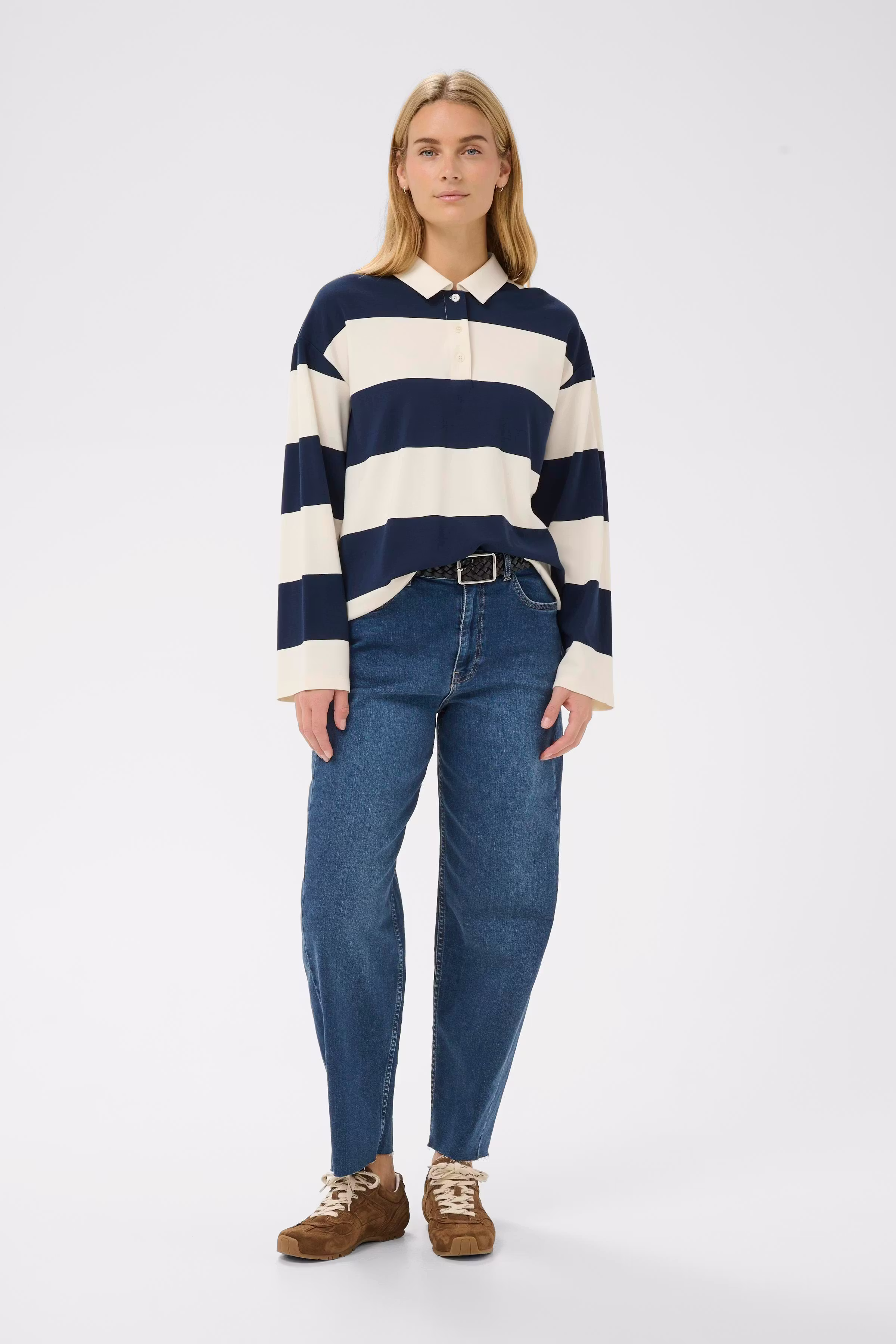 AdelenaPW Barrel Jeans LOOKBOOK FRONT 30310365-300157