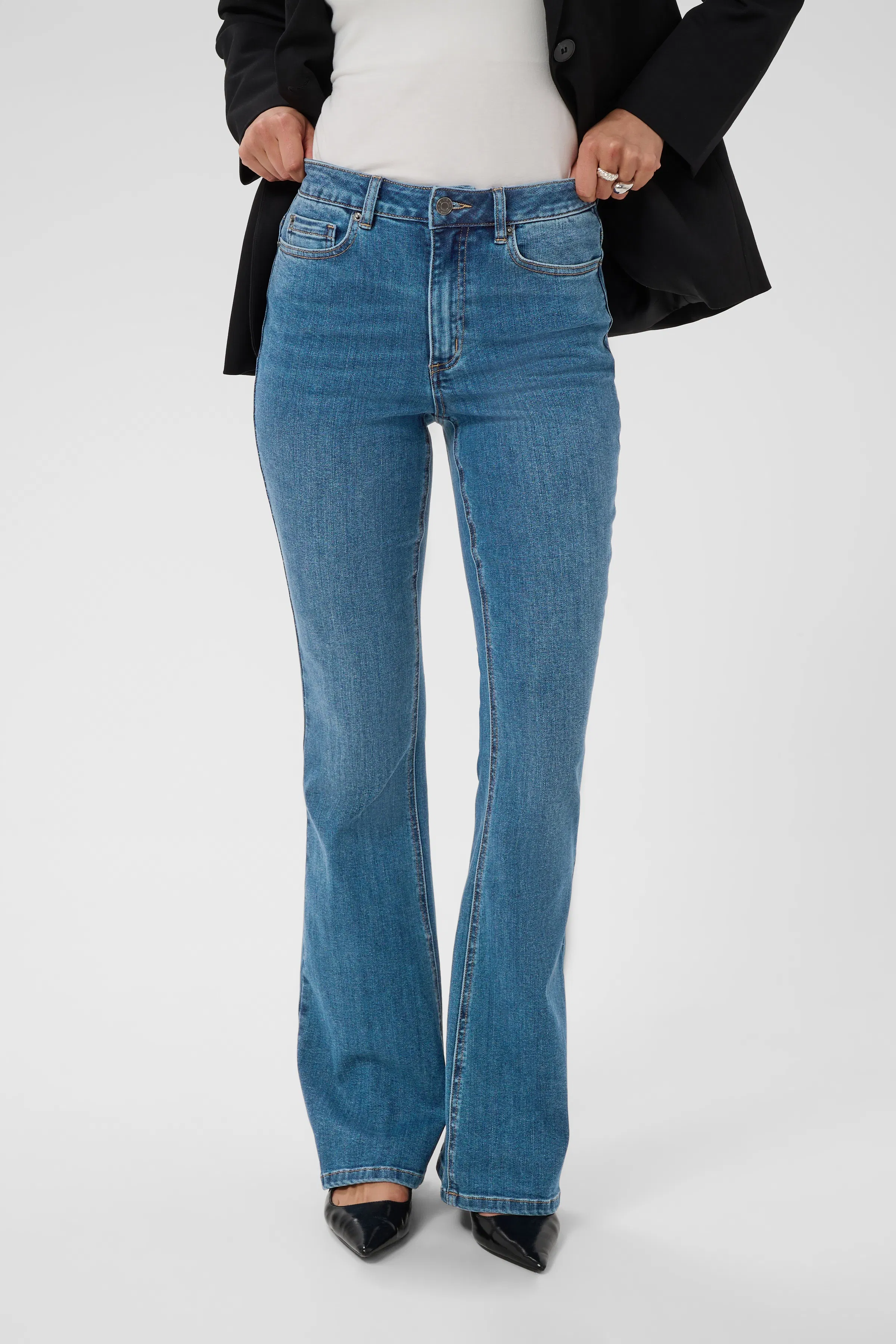 KAforest Jeans LOOKBOOK FRONT 10510720-102272