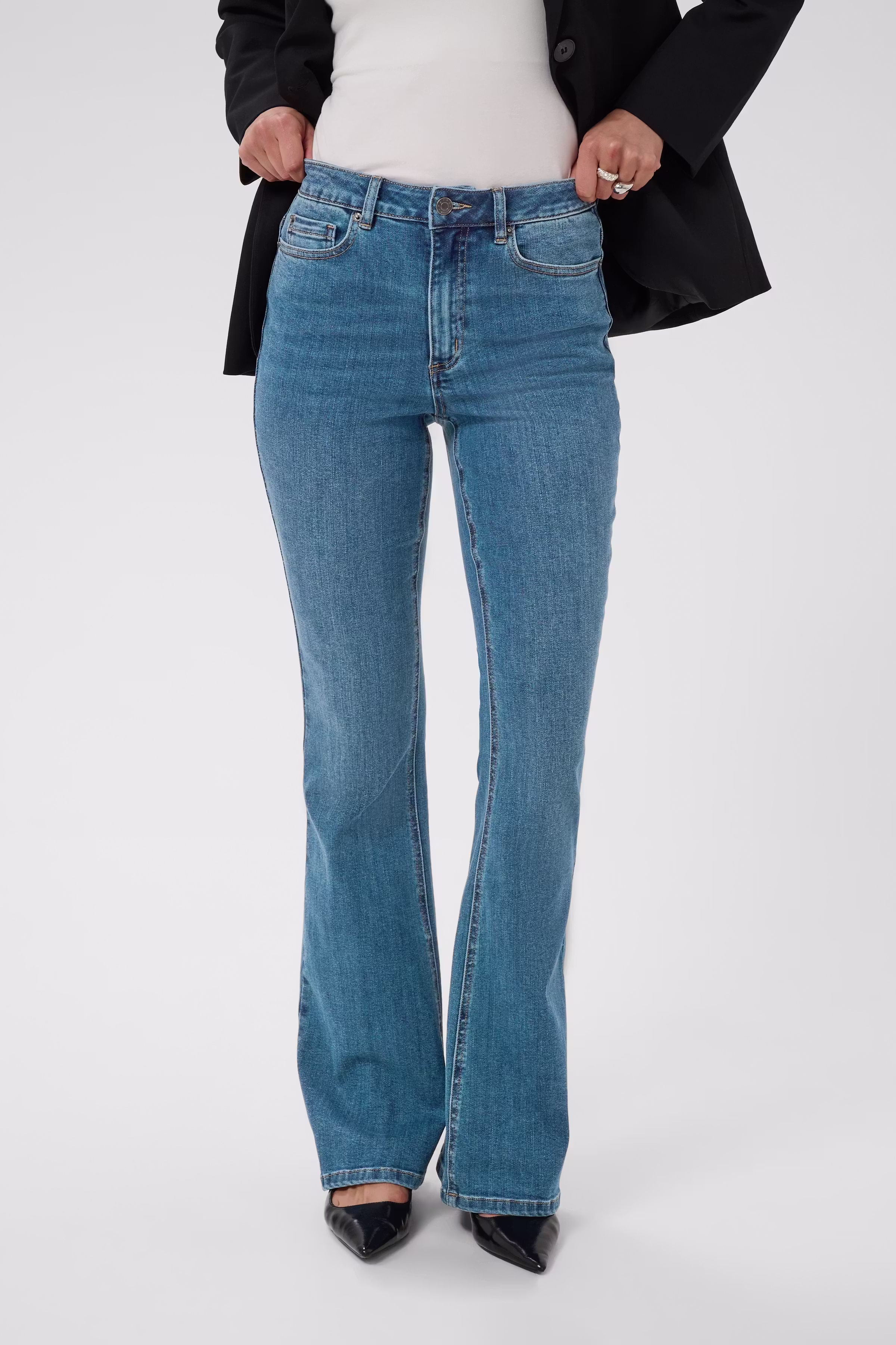 KAforest Jeans LOOKBOOK FRONT 10510720-102272
