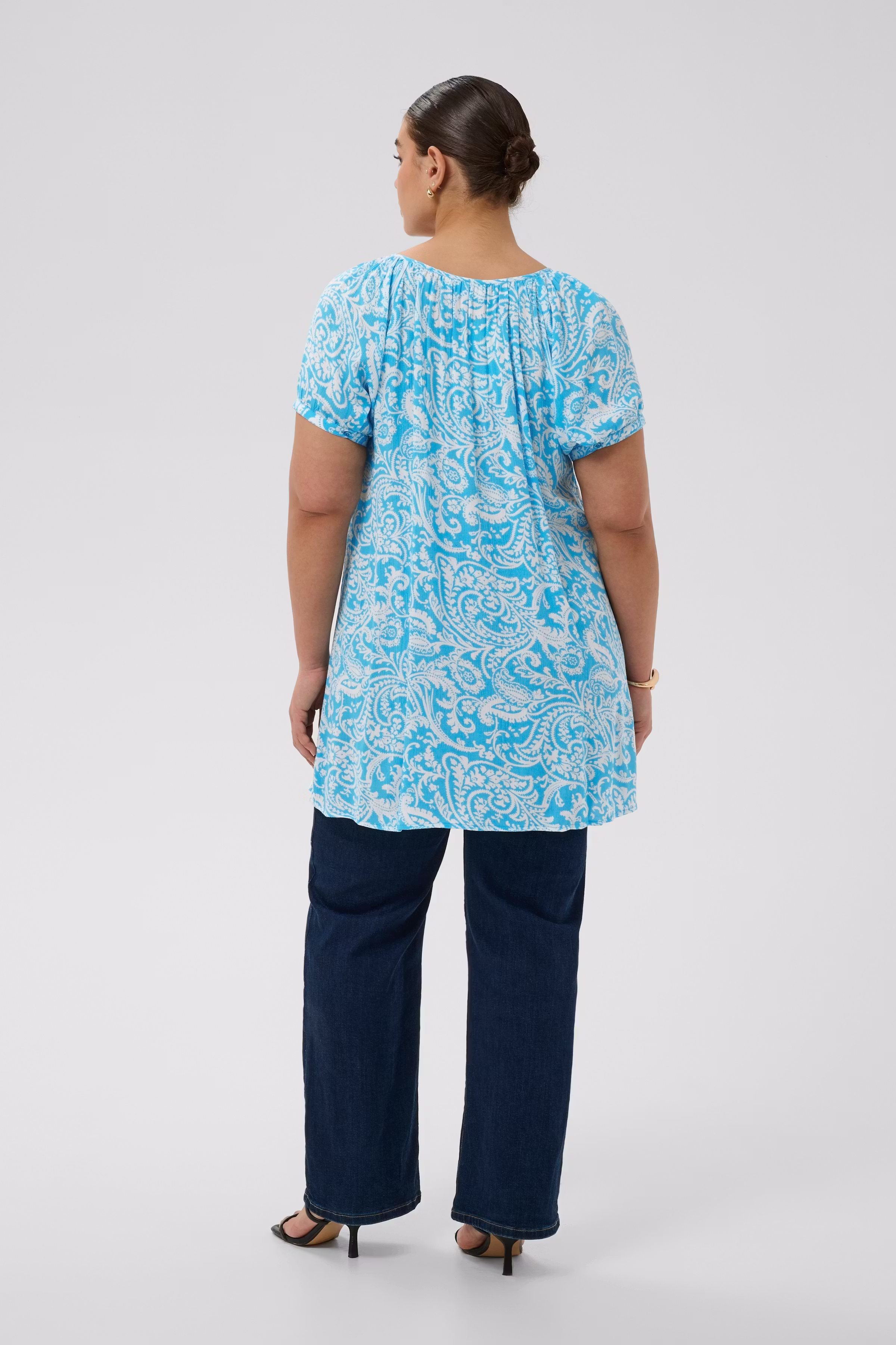 KCvilana Tunic LOOKBOOK BACK 10580840-109416