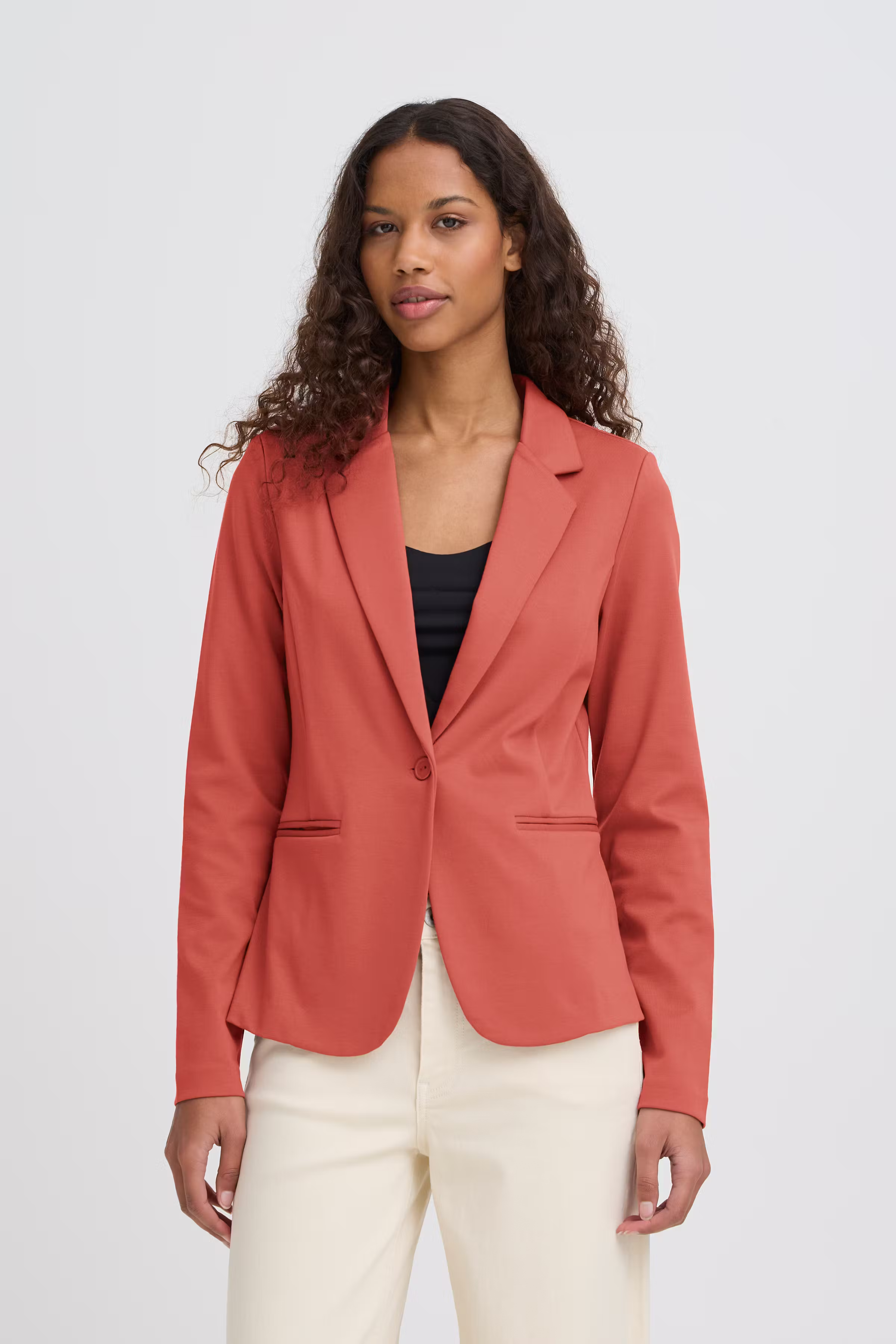 IHKATE Blazer LOOKBOOK FRONT 20101801-191533