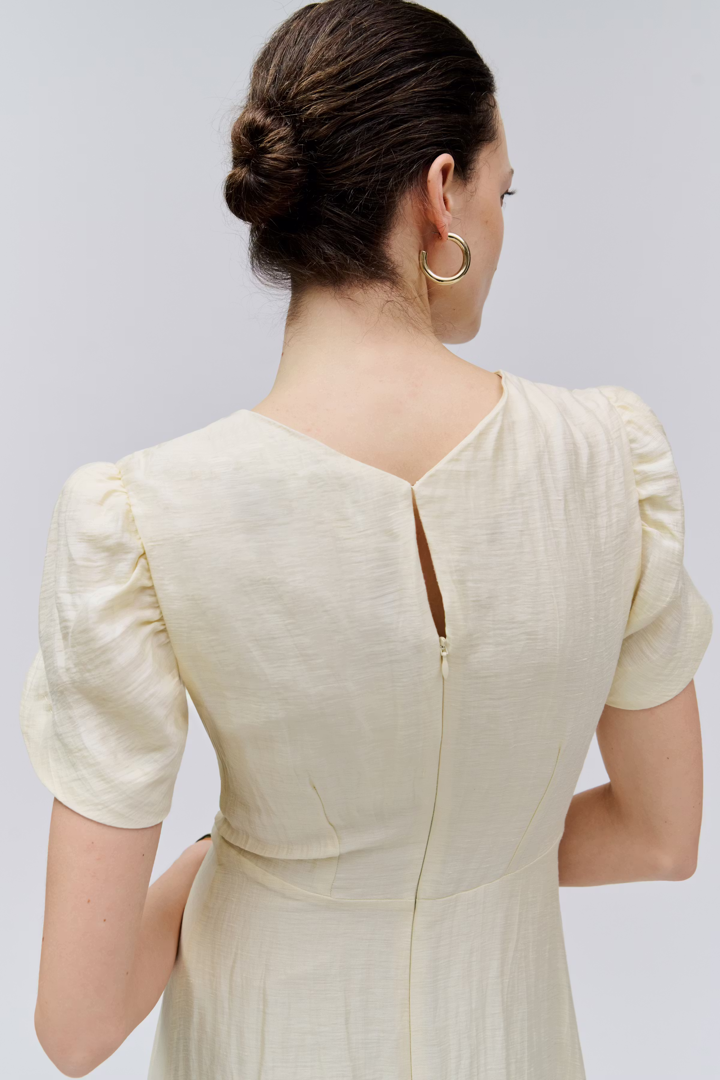 NUALA Dress LOOKBOOK BACK 30600674-BE458