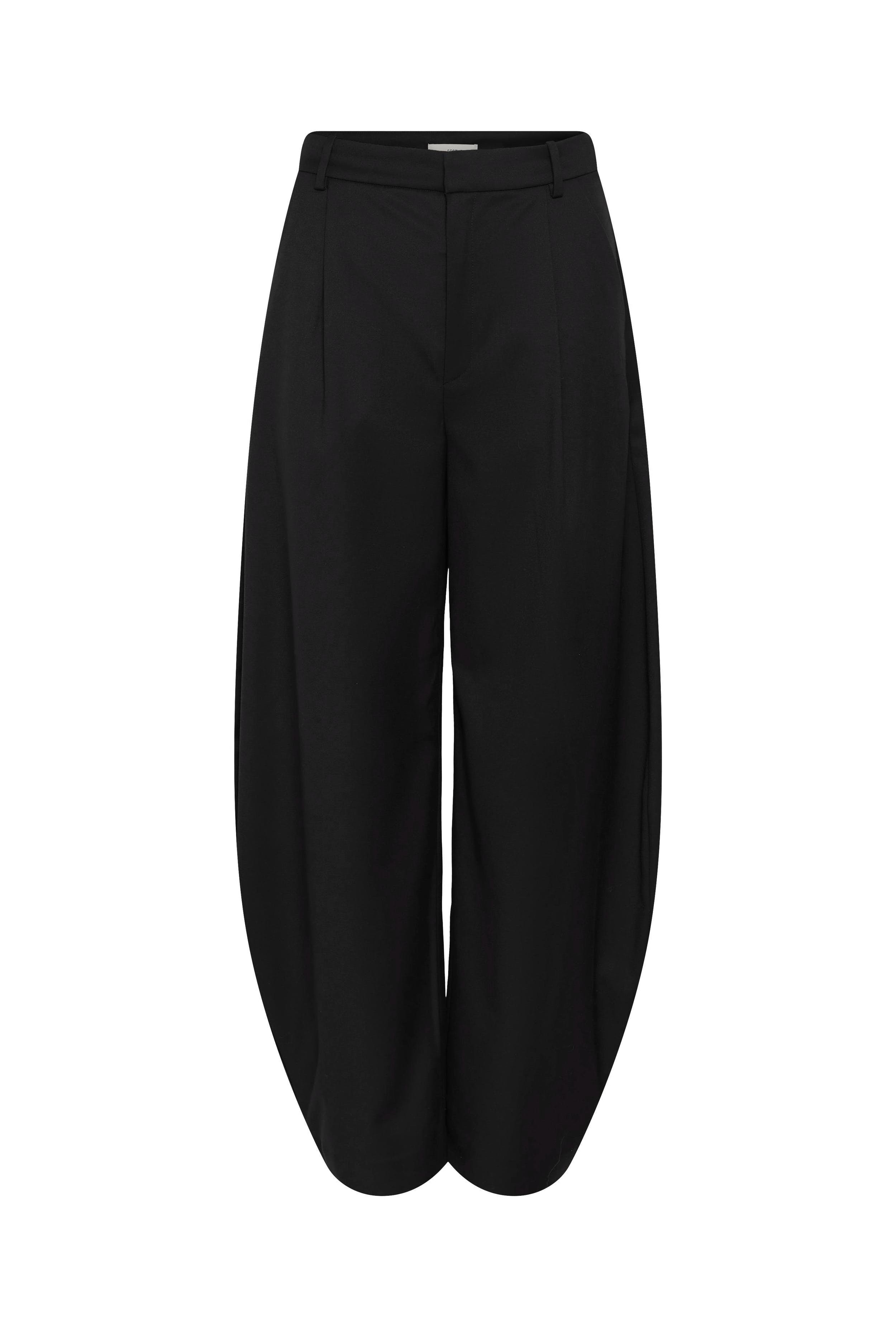 GZcallia Barrel pants LOOKBOOK FRONT 10910449-100017