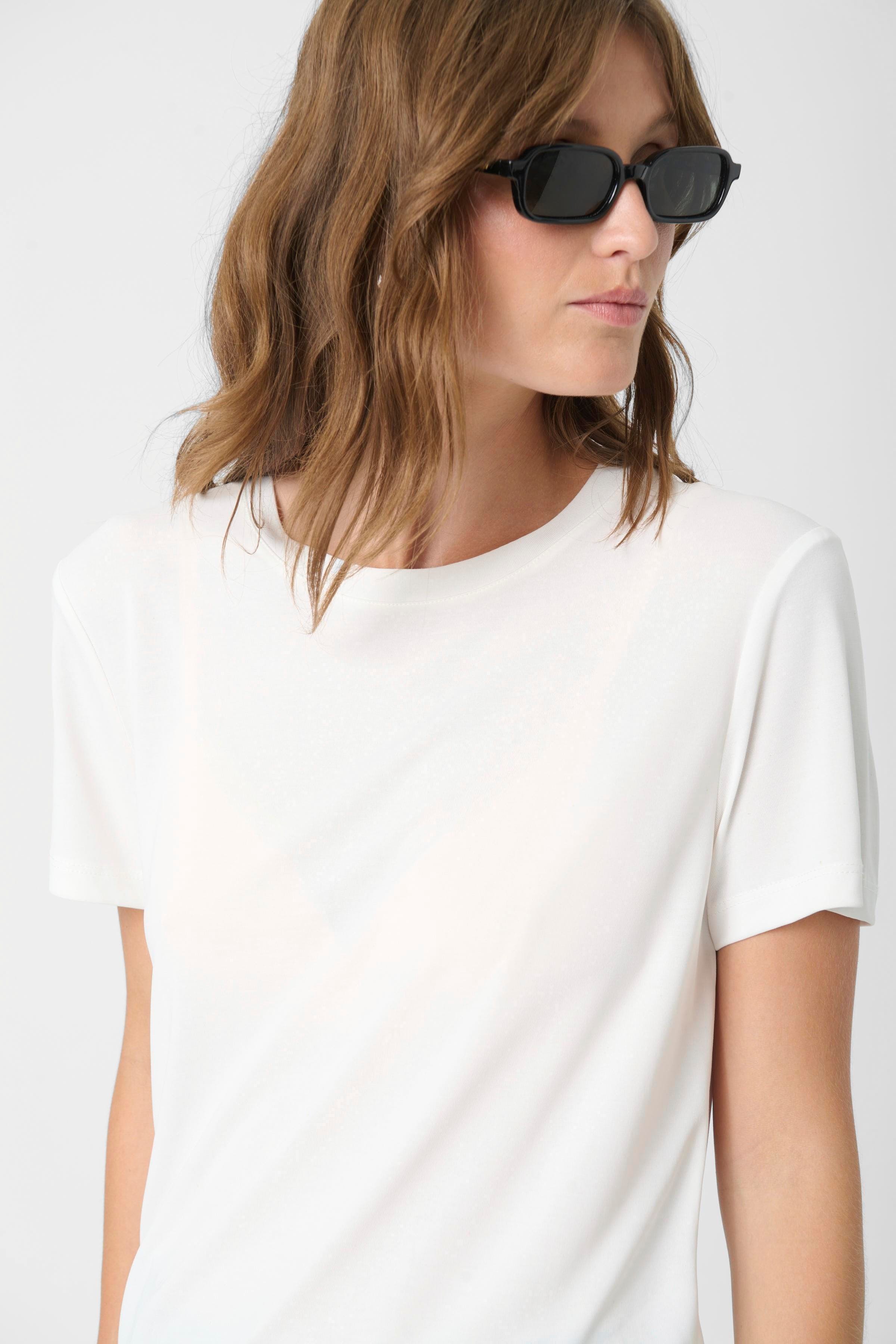 SLColumbine T-shirt LOOKBOOK DETAIL 30404678-40093