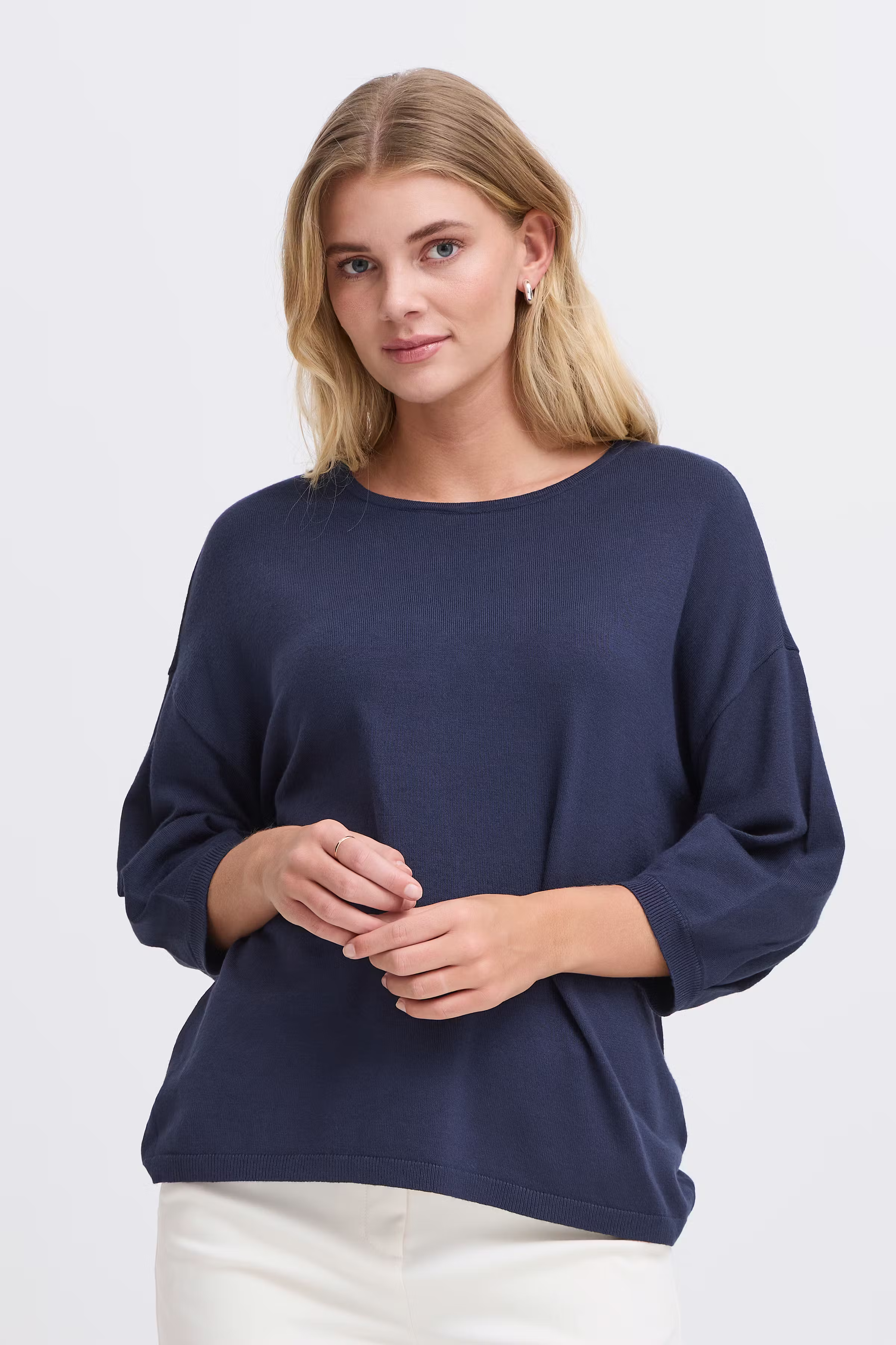 FRCLIA Pullover LOOKBOOK FRONT 20615485-193923