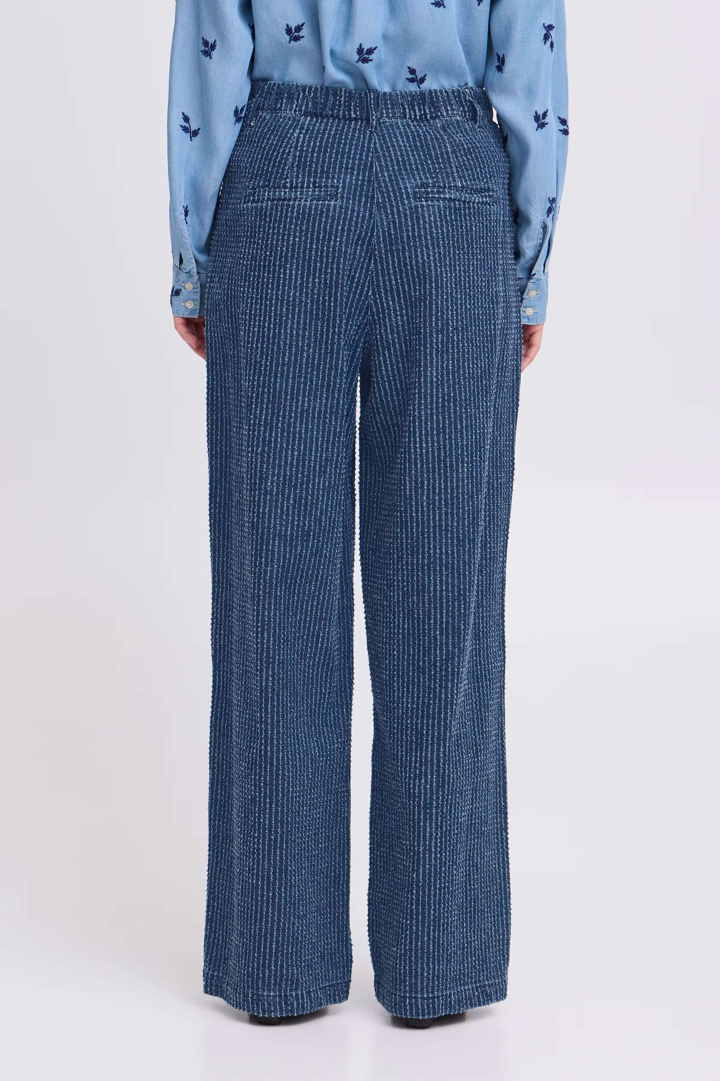 BYKANILLA Byxor LOOKBOOK BACK 20816164-200461