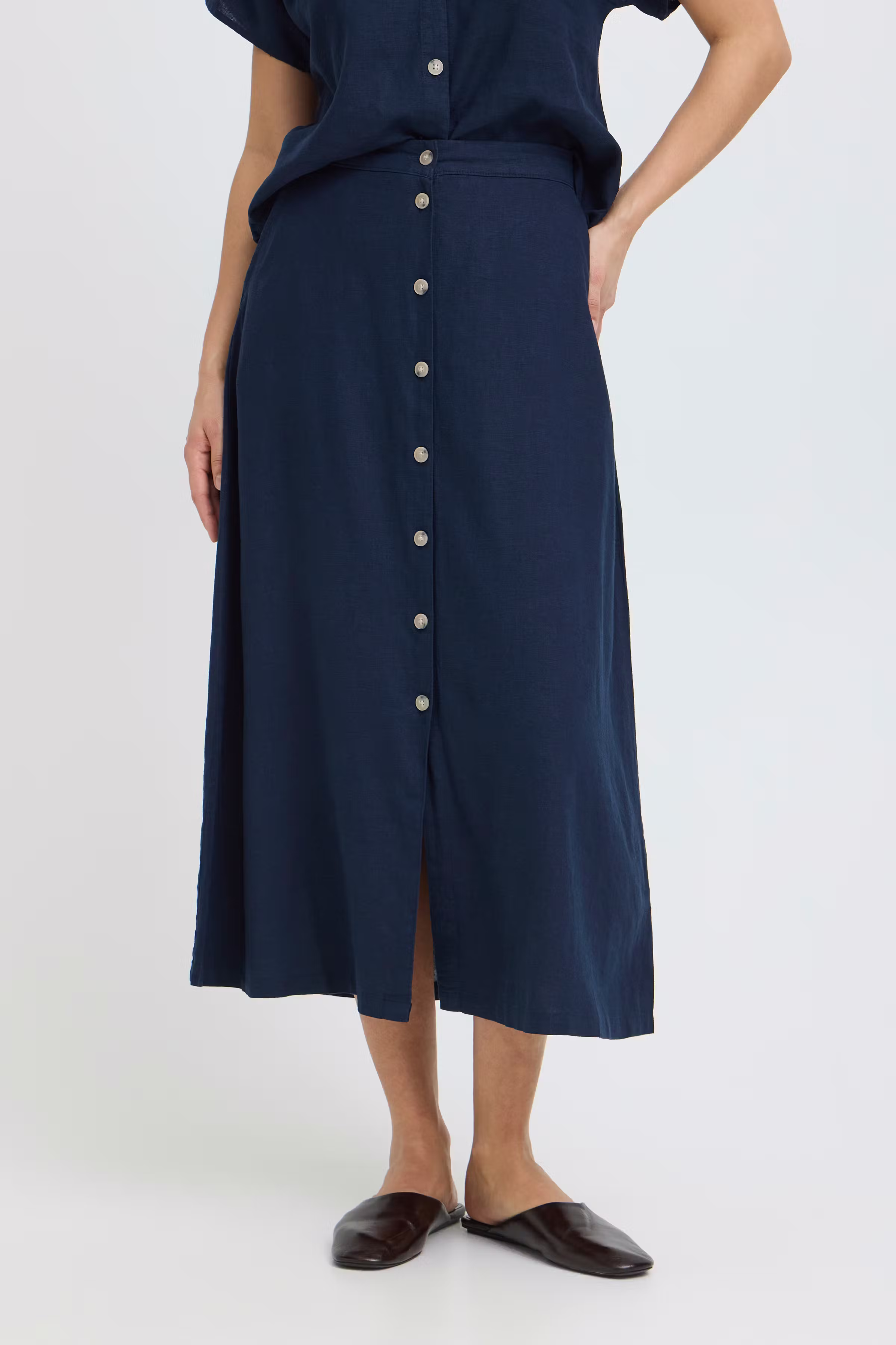 BYFALAKKA Skjørt LOOKBOOK FRONT 20816610-194020