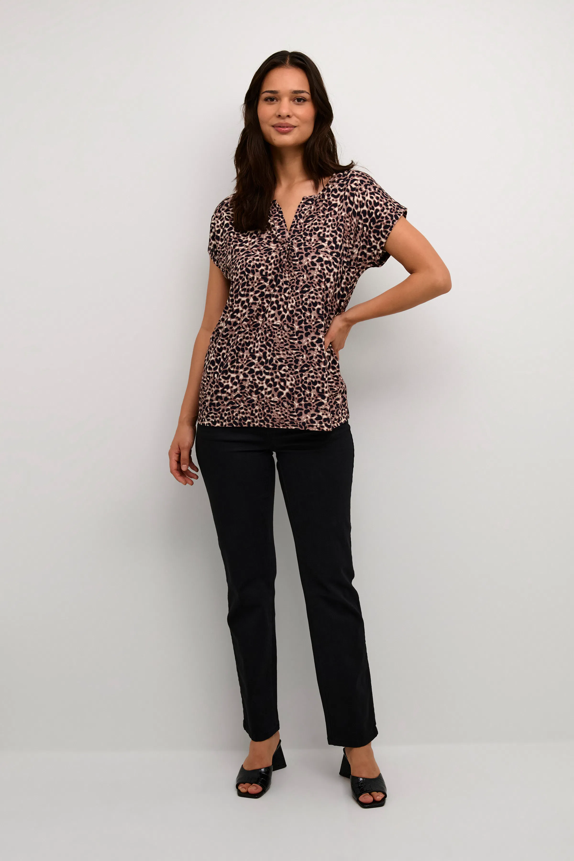 KAcharlotte Bluse LOOKBOOK FRONT 10508817-106394