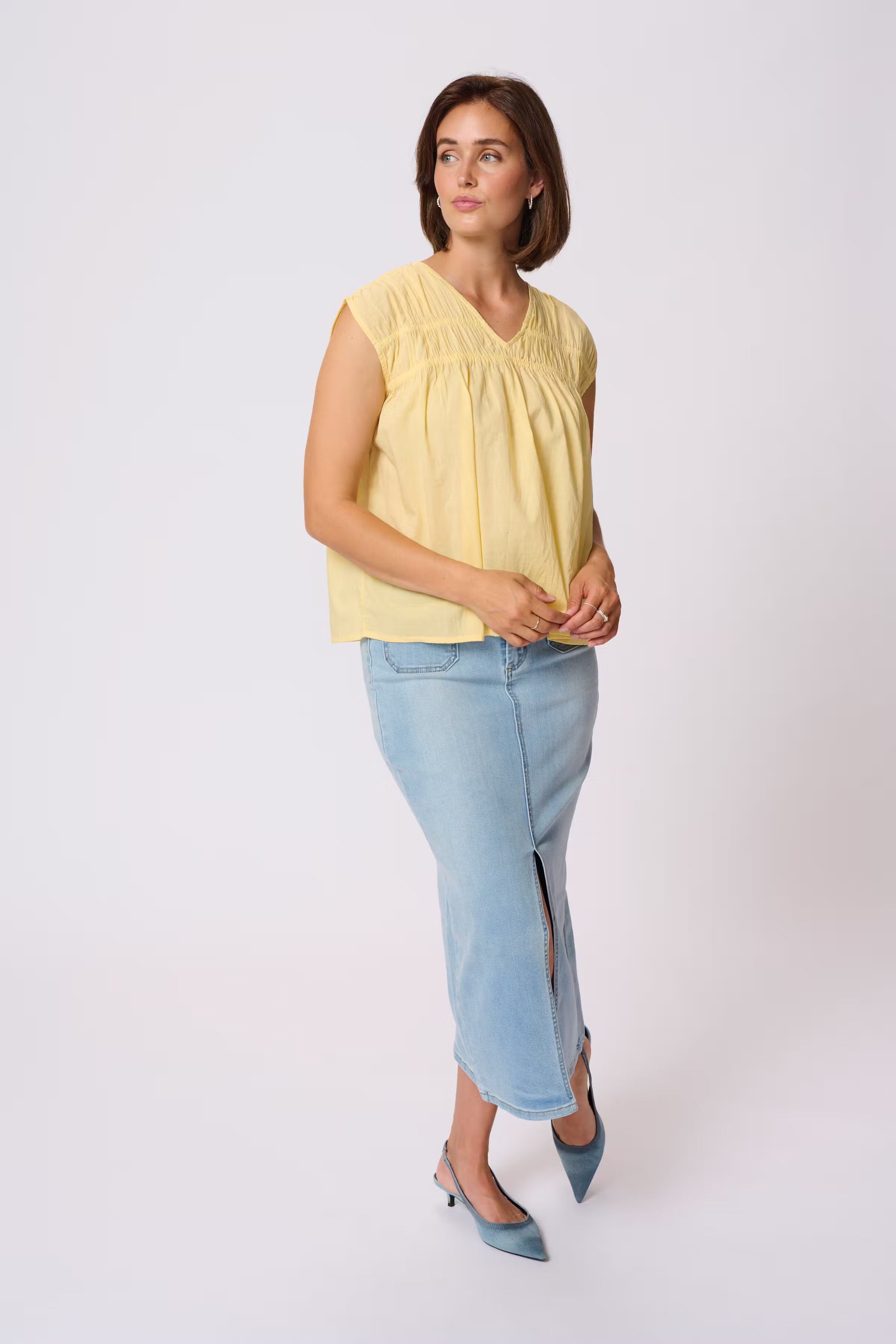KAthua Bluse LOOKBOOK FRONT 10509987-130922