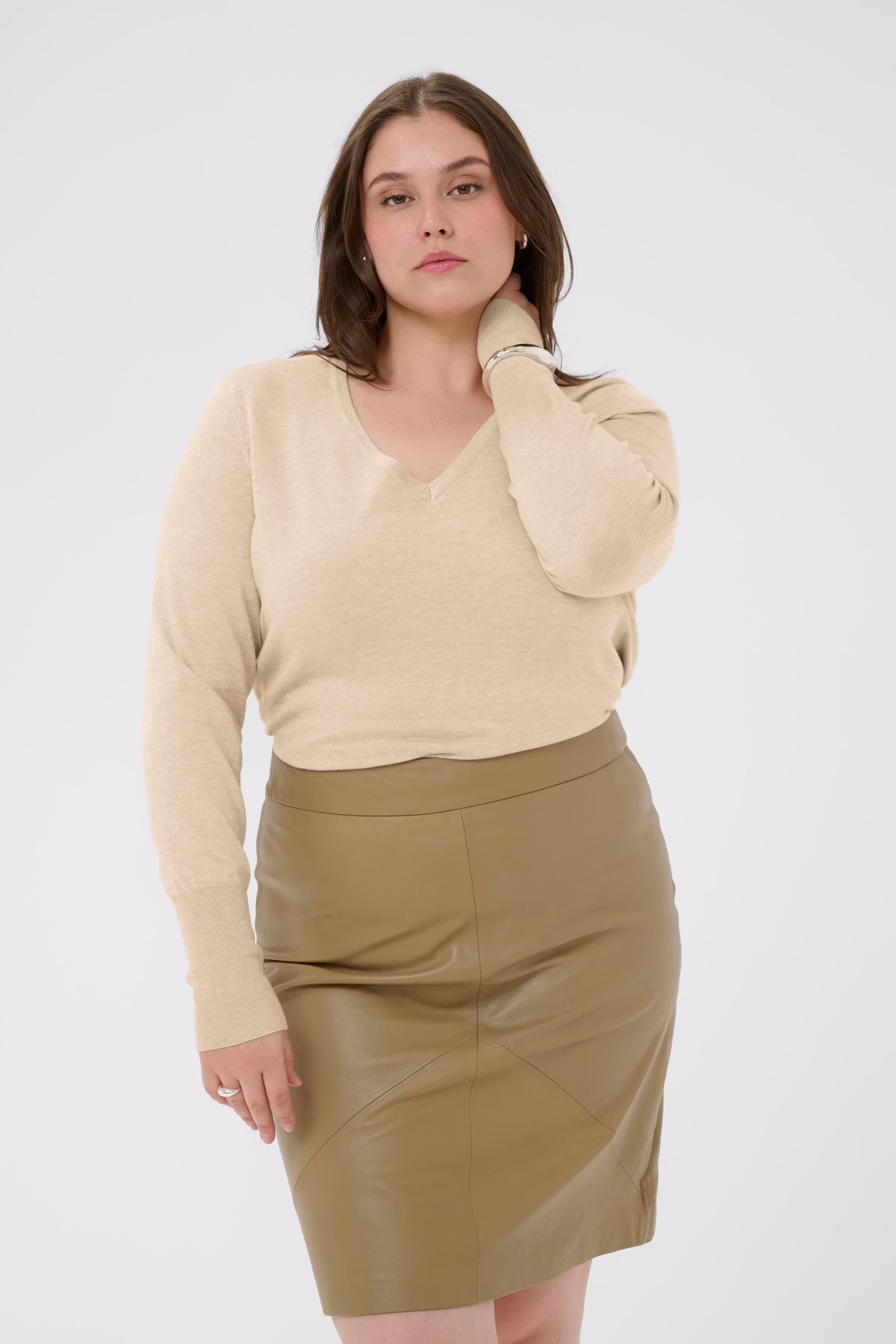 KClizzy Pullover LOOKBOOK FRONT 10584065-1513051