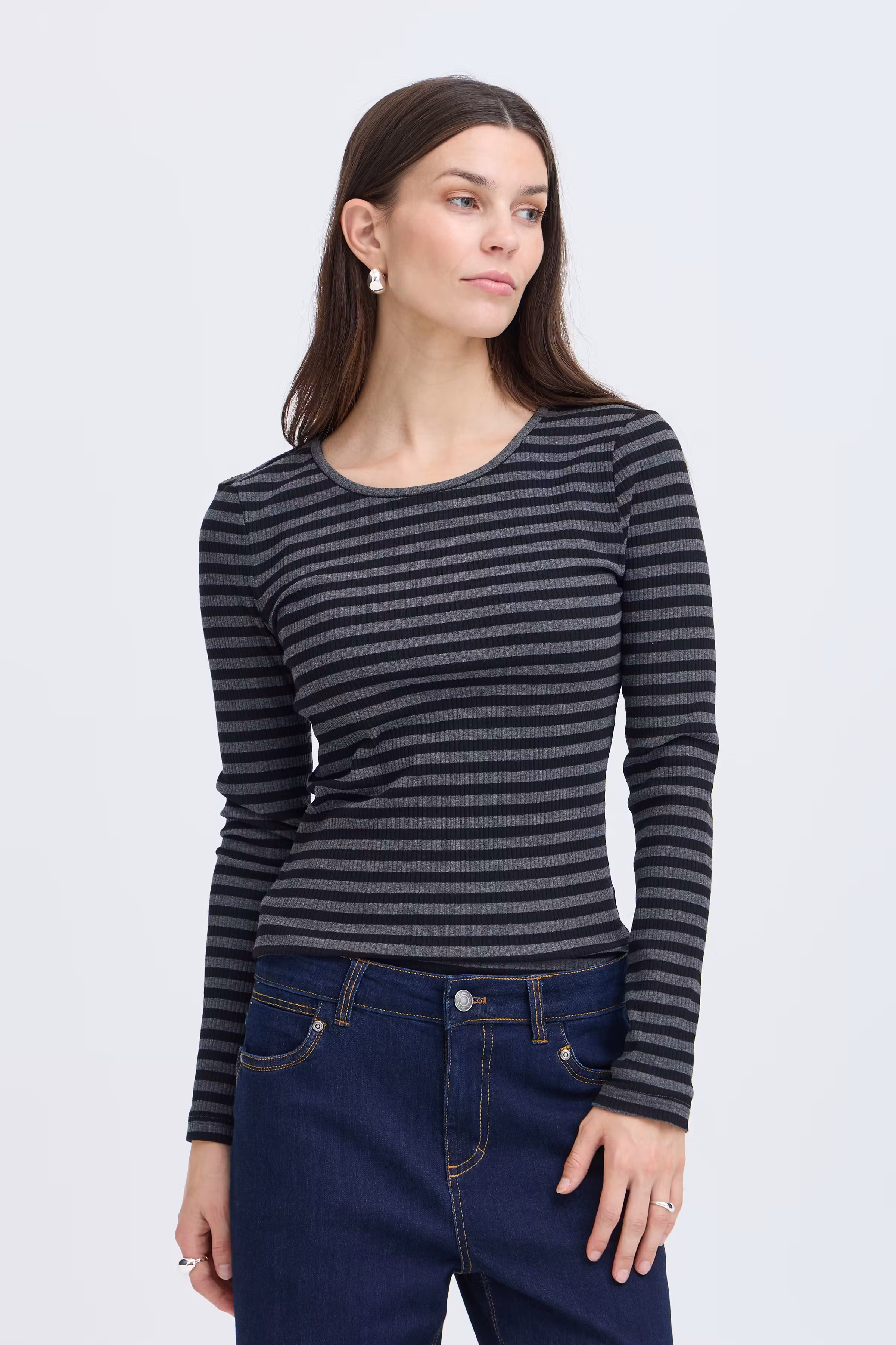 FRAVA T-shirt LOOKBOOK FRONT 20619173-900023492