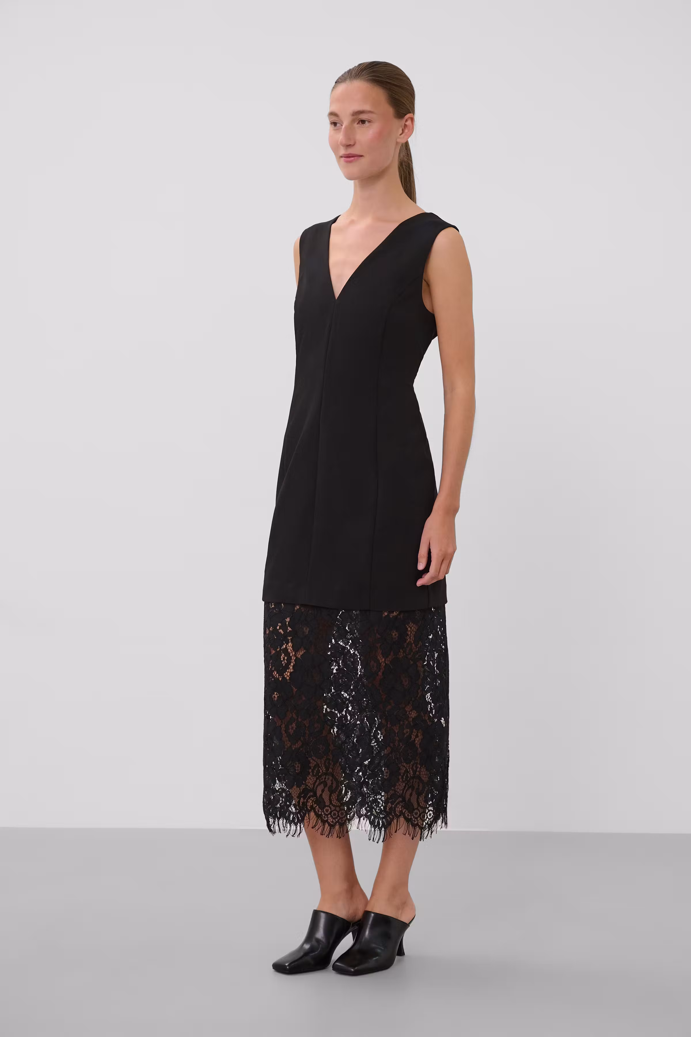 SLCorinne Jurk LOOKBOOK FRONT 30409618-194008