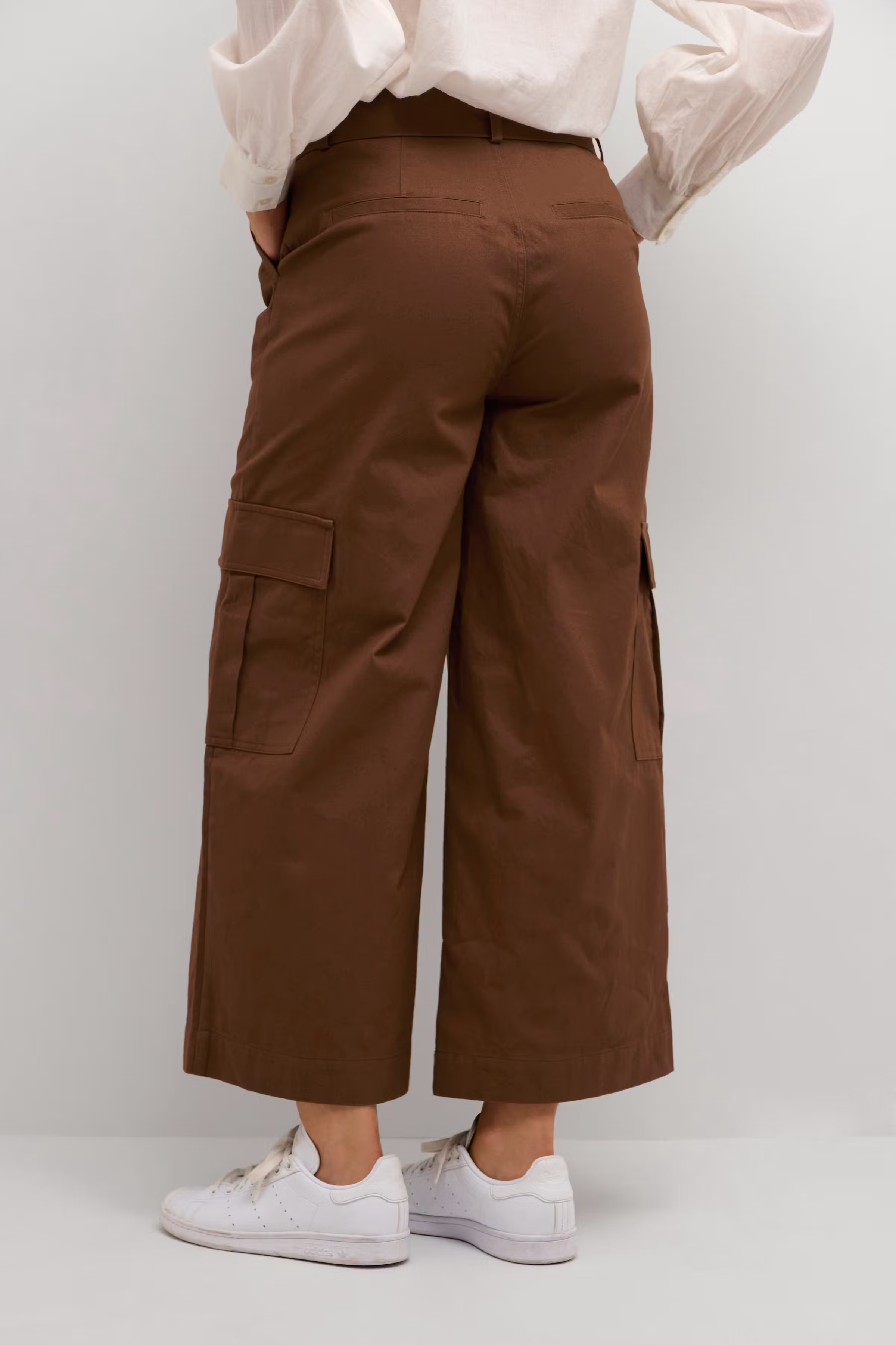 KAcarmen Byxor LOOKBOOK BACK 10507581-181232