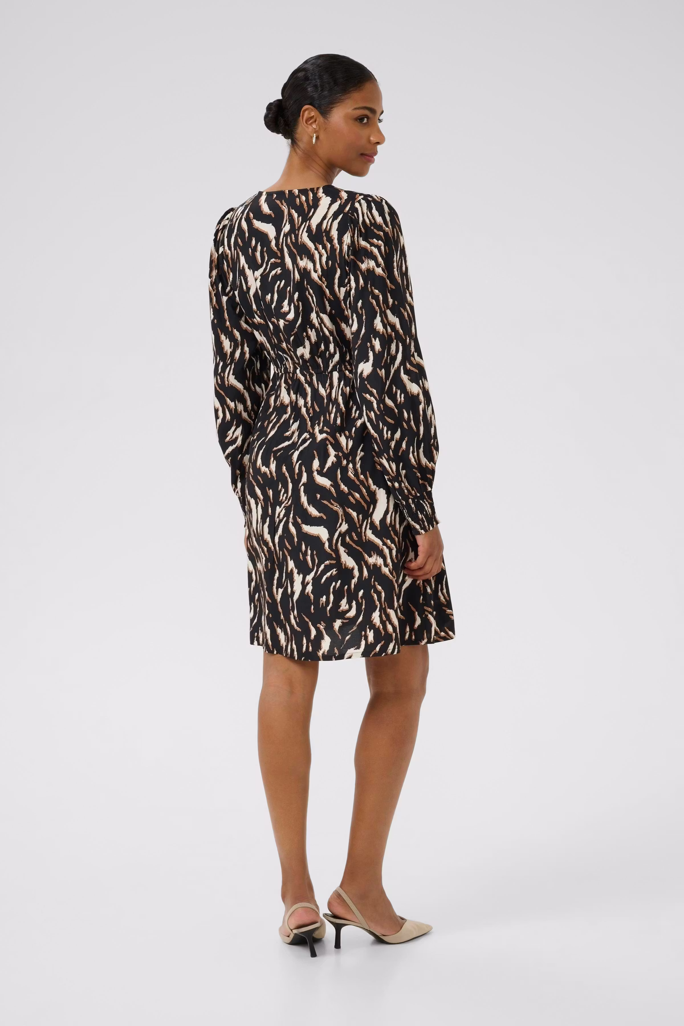 KAmille Dress LOOKBOOK BACK 10510520-108271