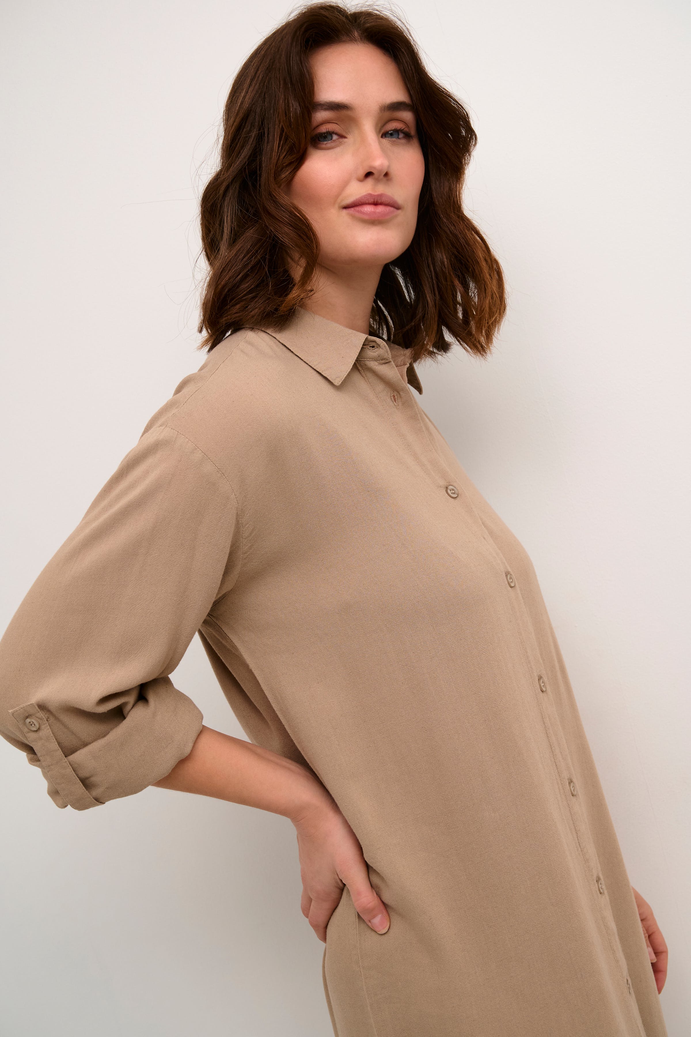 KAmilia Lin skjorte LOOKBOOK DETAIL 10508311-171109