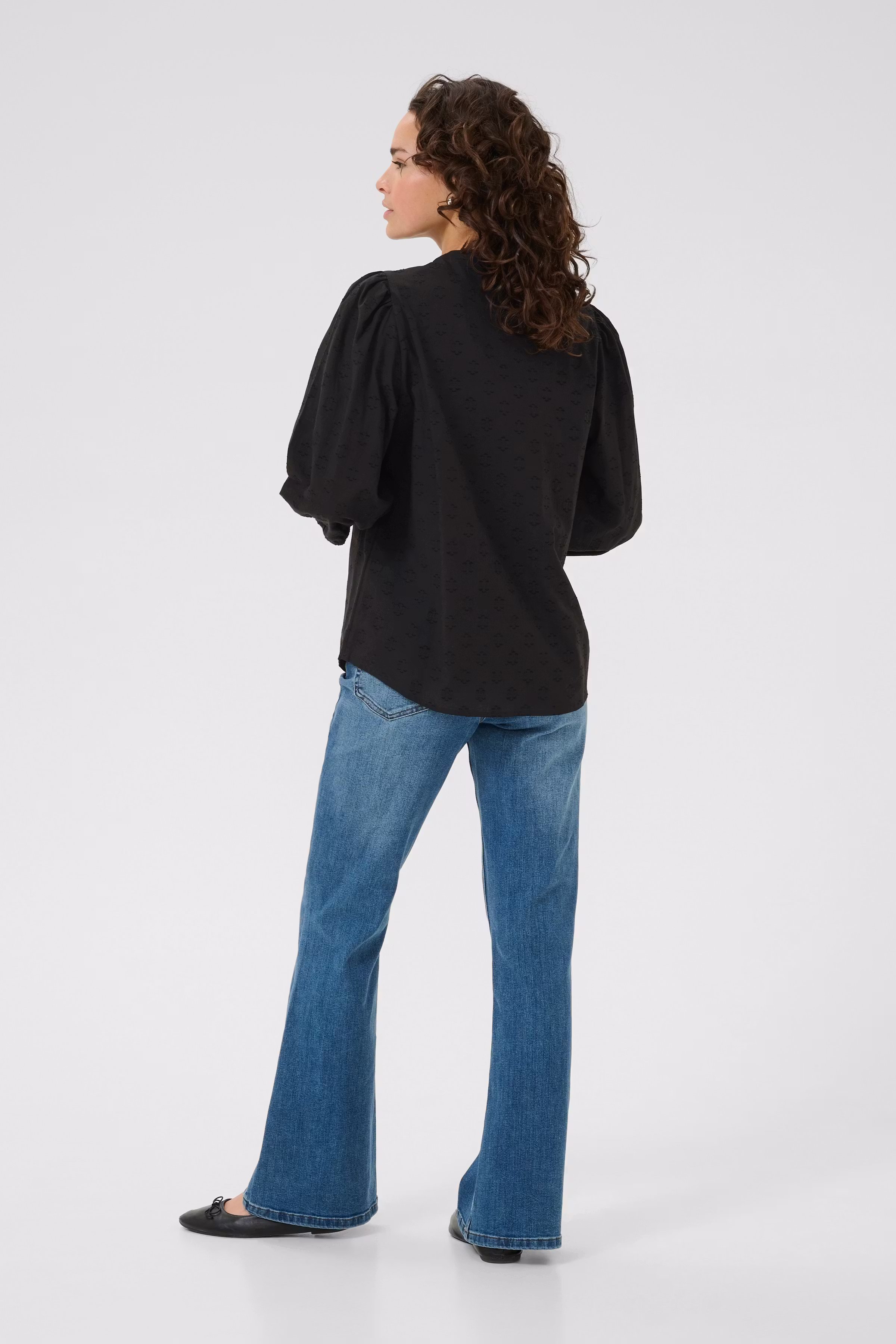 KAenya Blouse LOOKBOOK BACK 10510755-100121