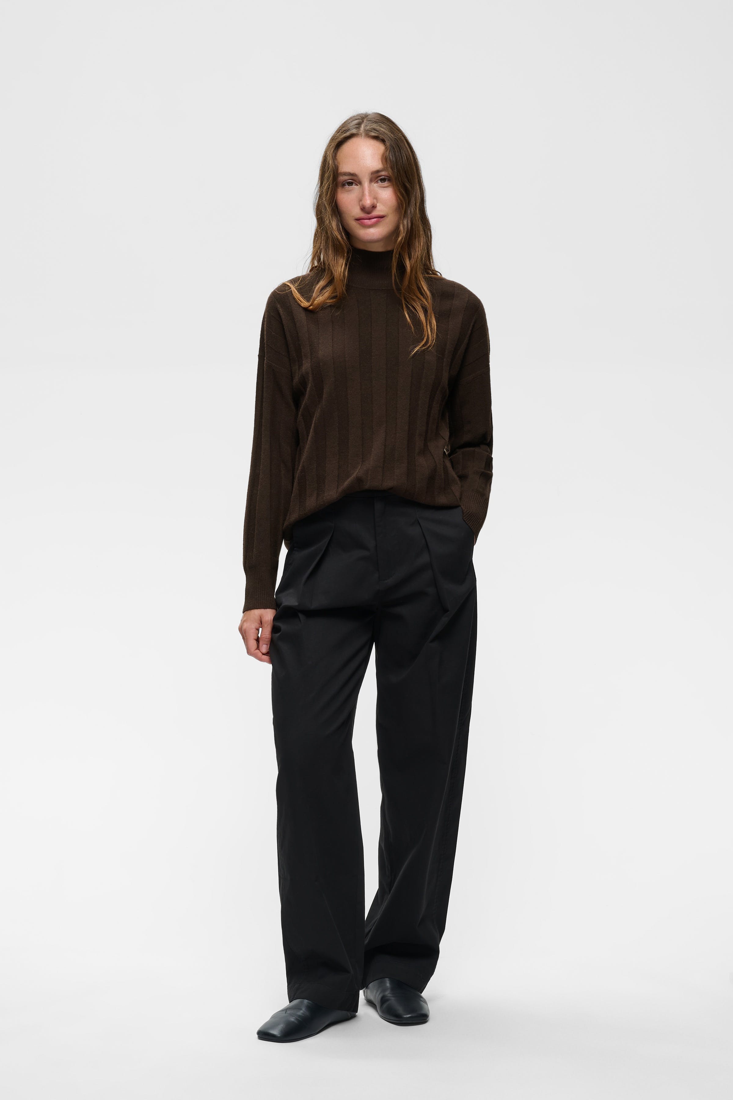 TESSIW Pullover LOOKBOOK FRONT 30112928-191109