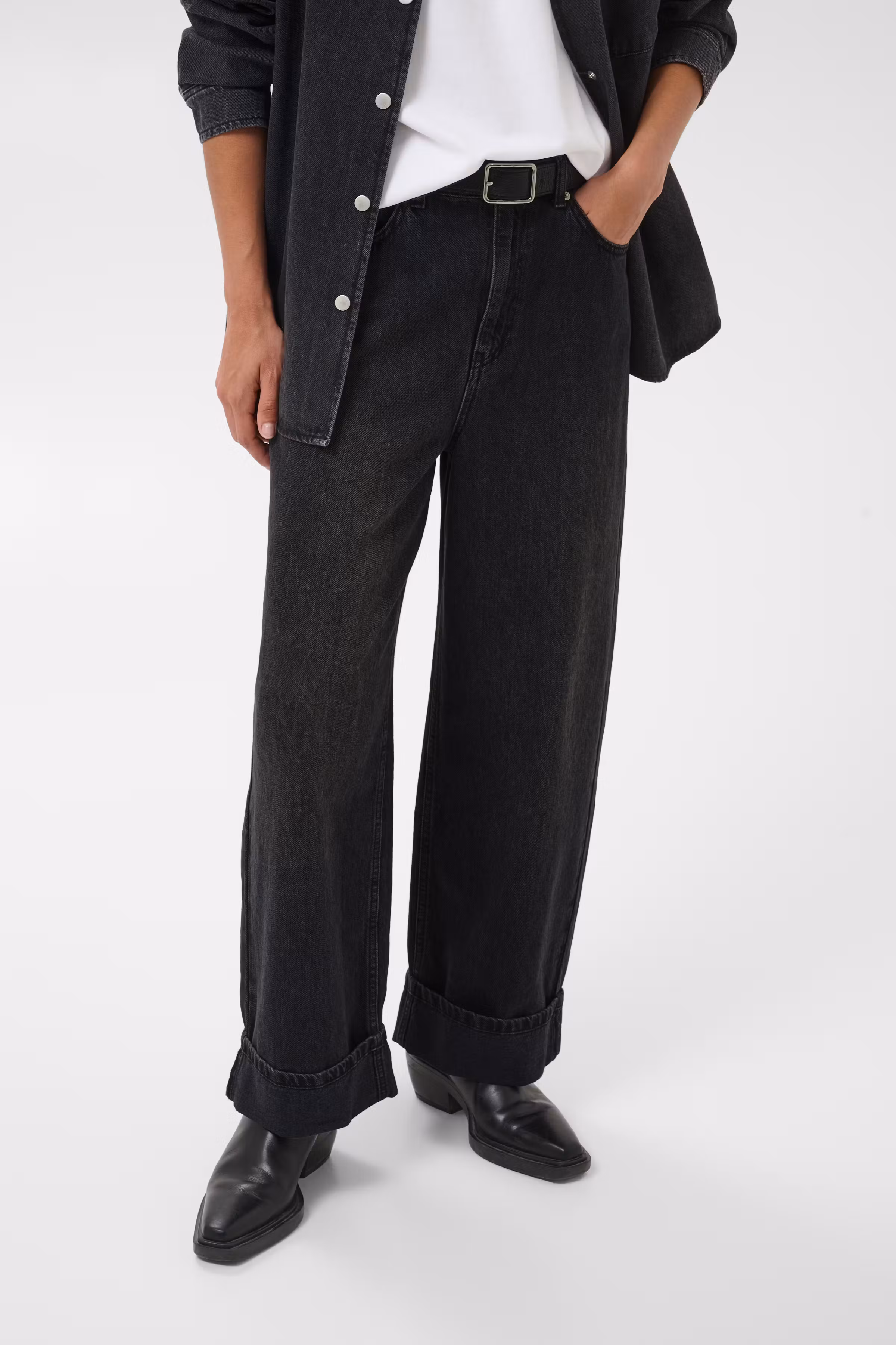 ChristinePW Jeans LOOKBOOK FRONT 30311010-300148