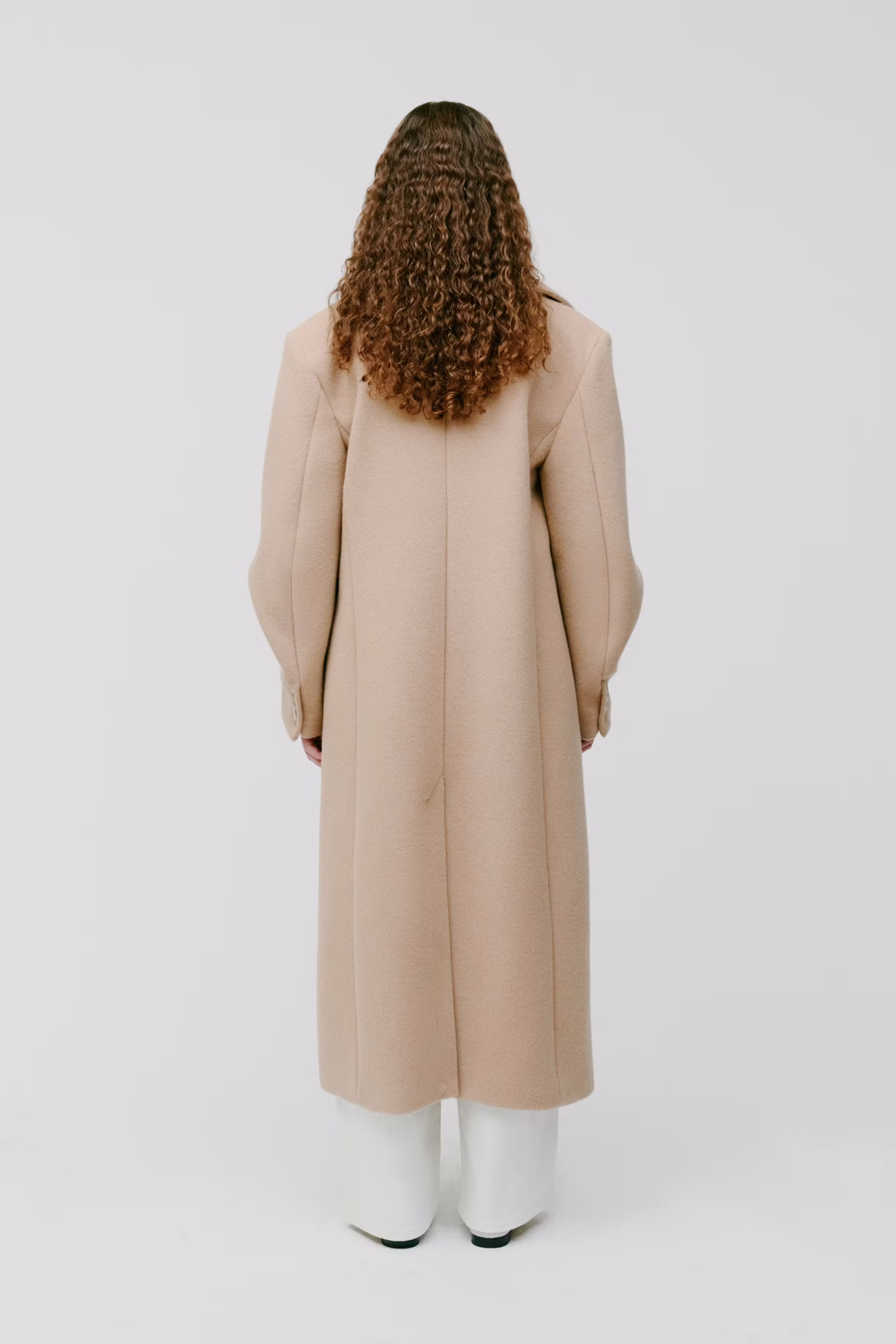 CAILIN Mantel LOOKBOOK BACK 30600568-BE401