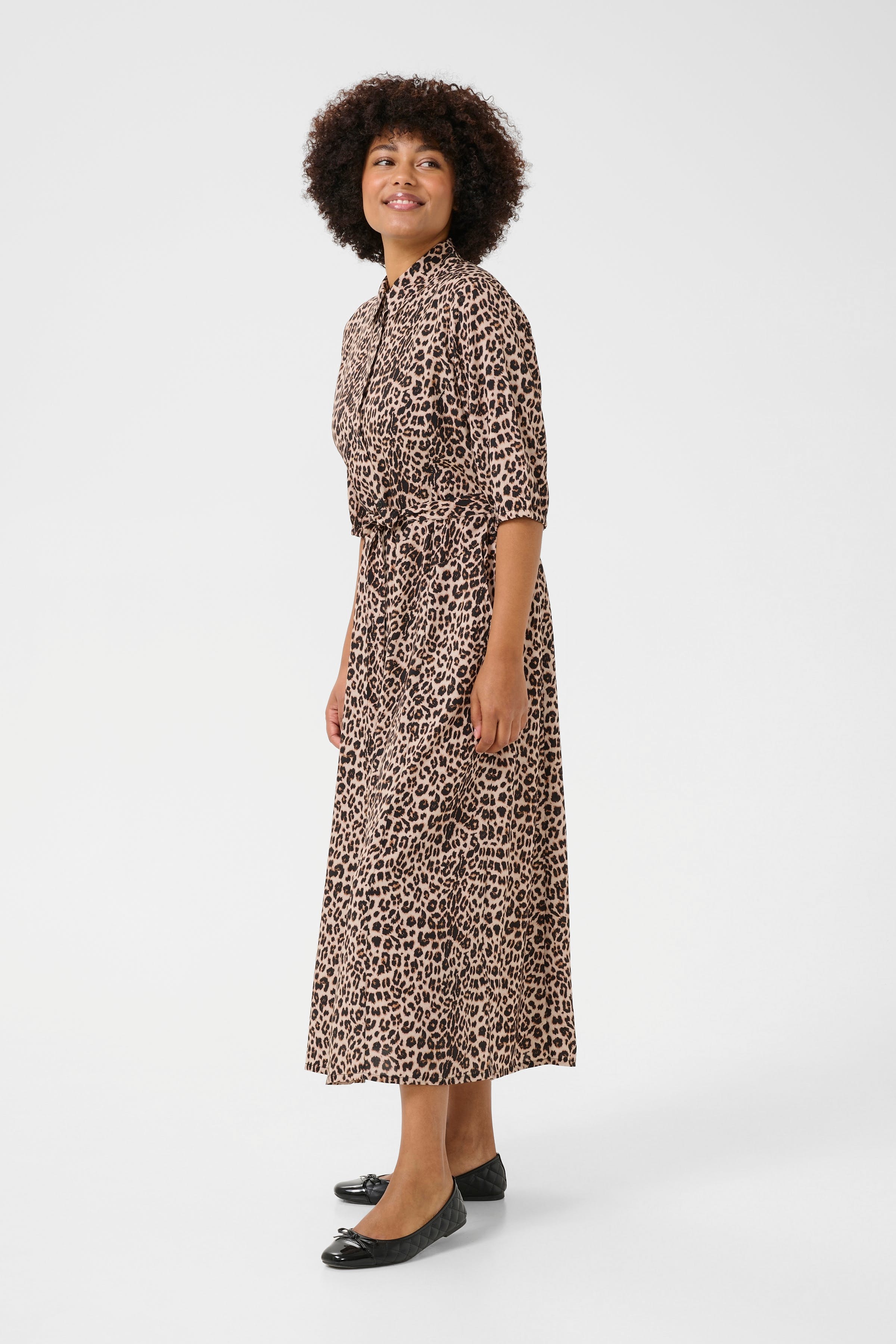 CRTiah Kleid LOOKBOOK FRONT 10611340-103779