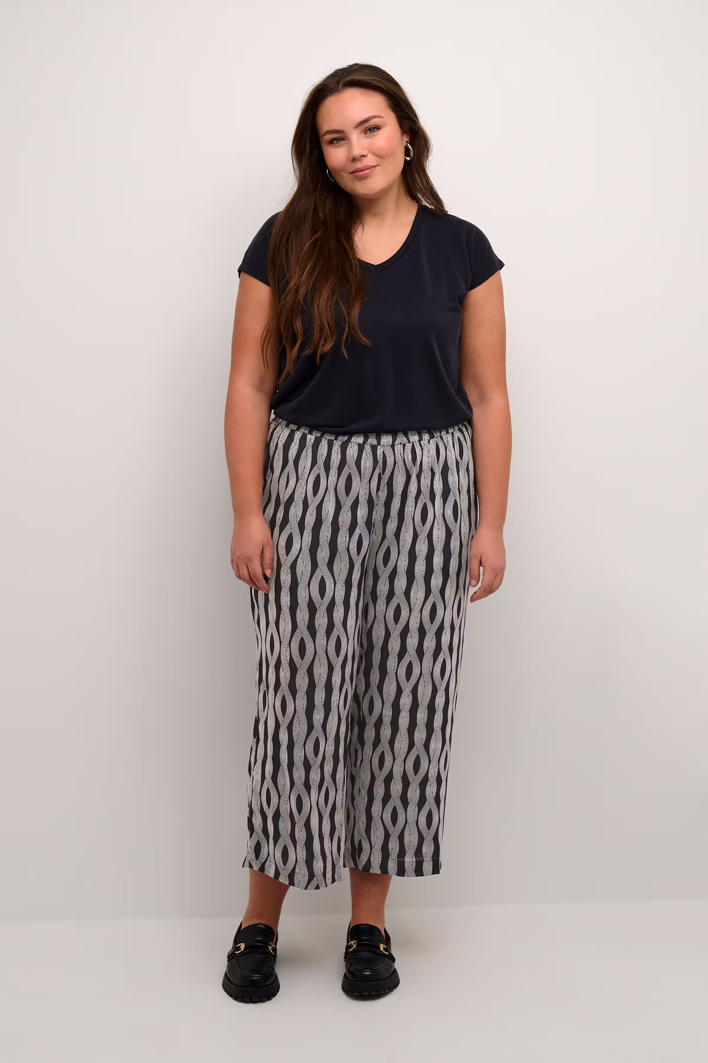 KCsanna Trousers LOOKBOOK FRONT 10582519-106143