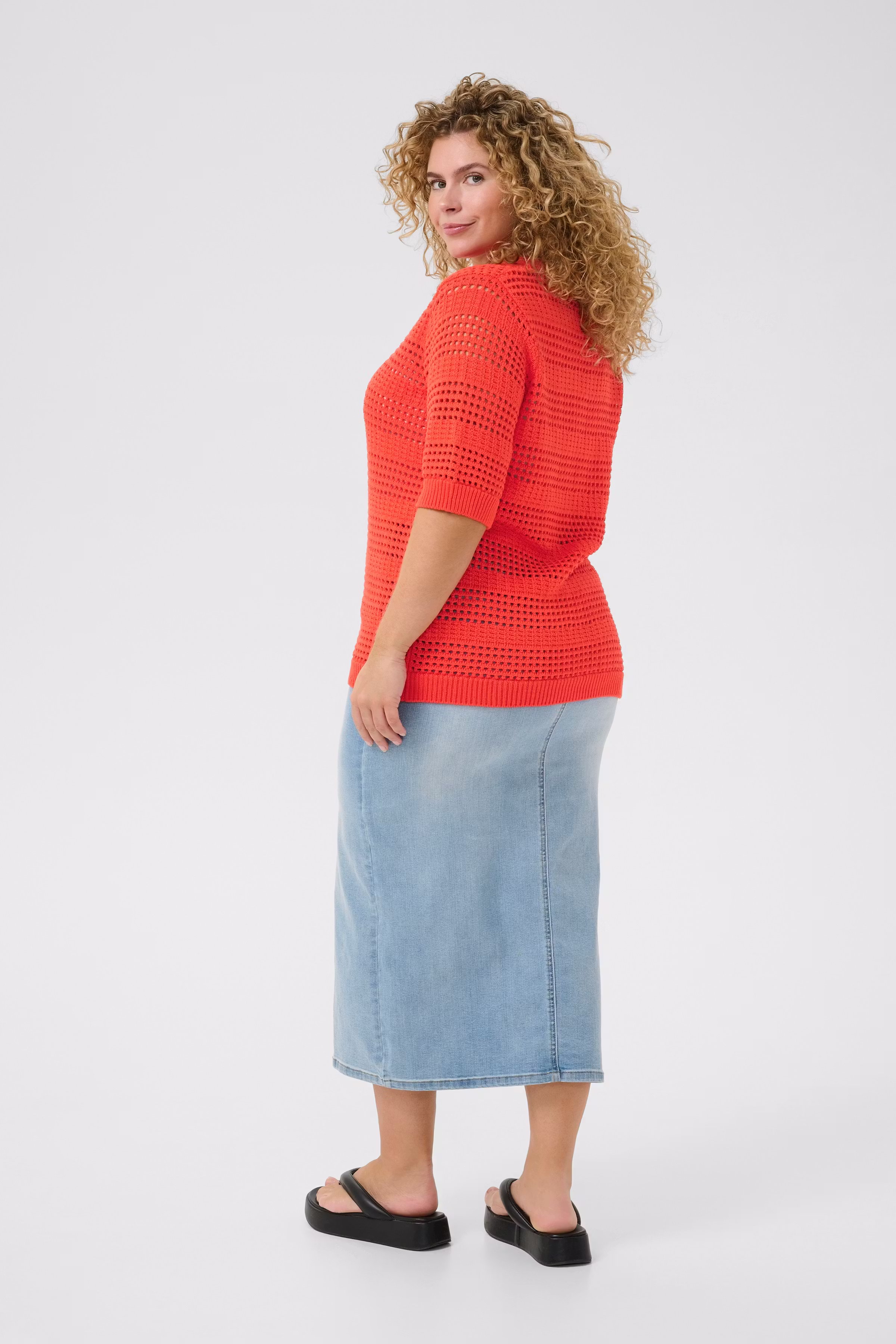 KCtenesa Pullover LOOKBOOK BACK 10583193-171558