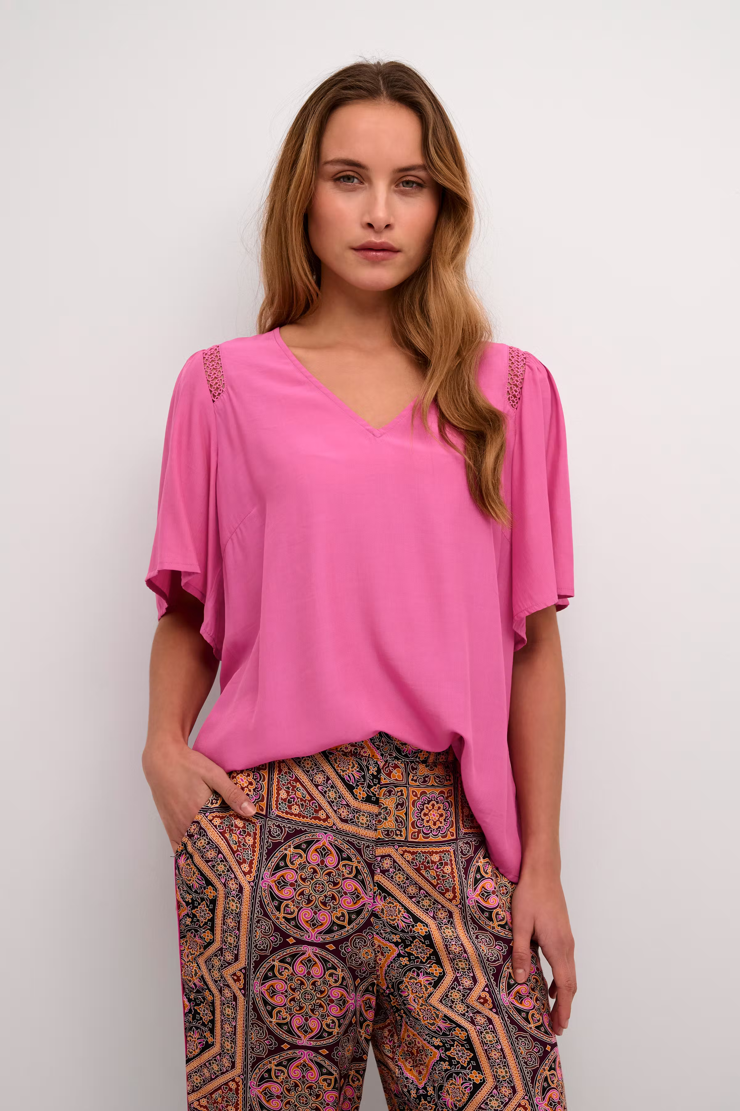 CUsif Bluse LOOKBOOK FRONT 50110900-172627