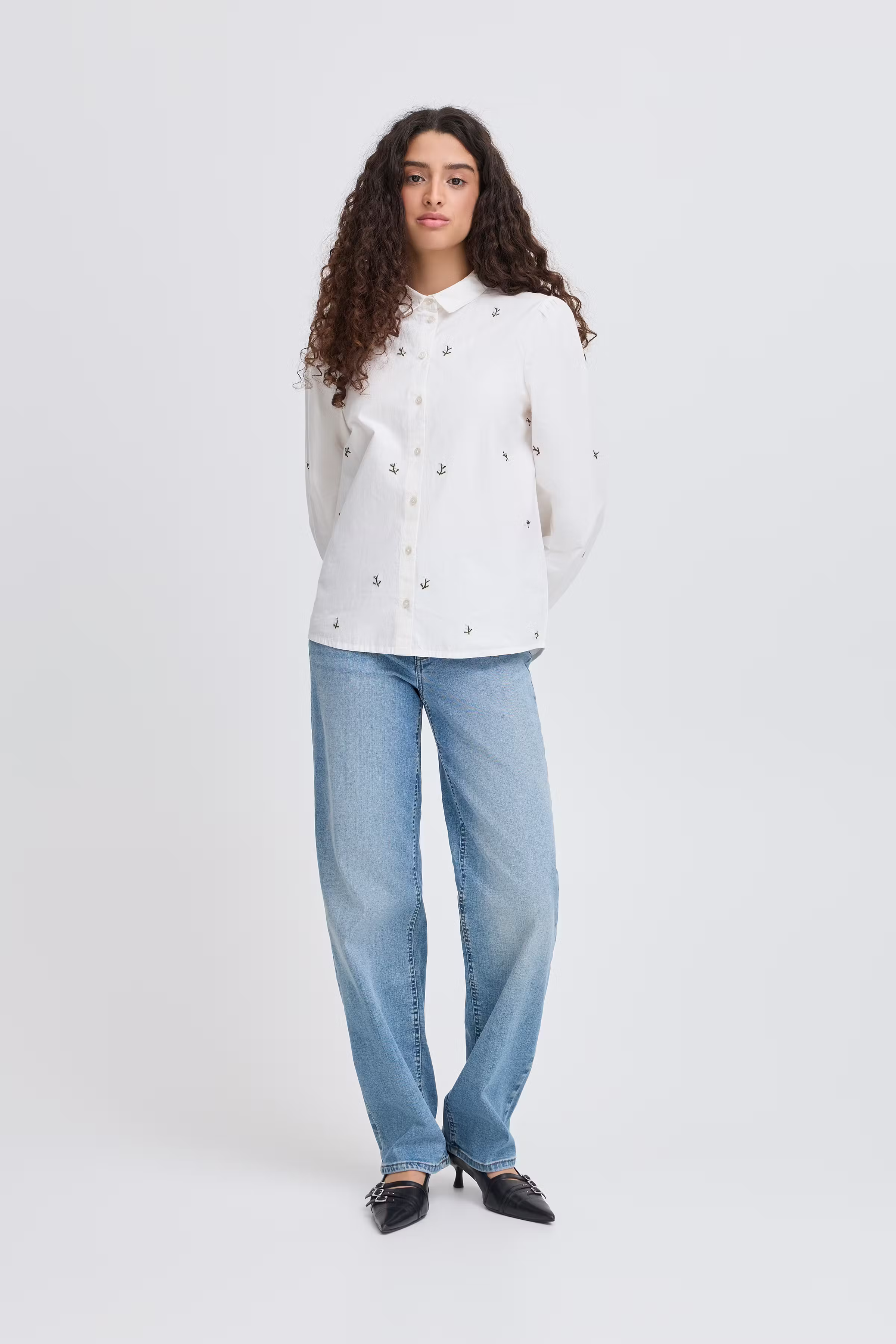 IHSANAZ Skjorte LOOKBOOK FRONT 20124122-900000310