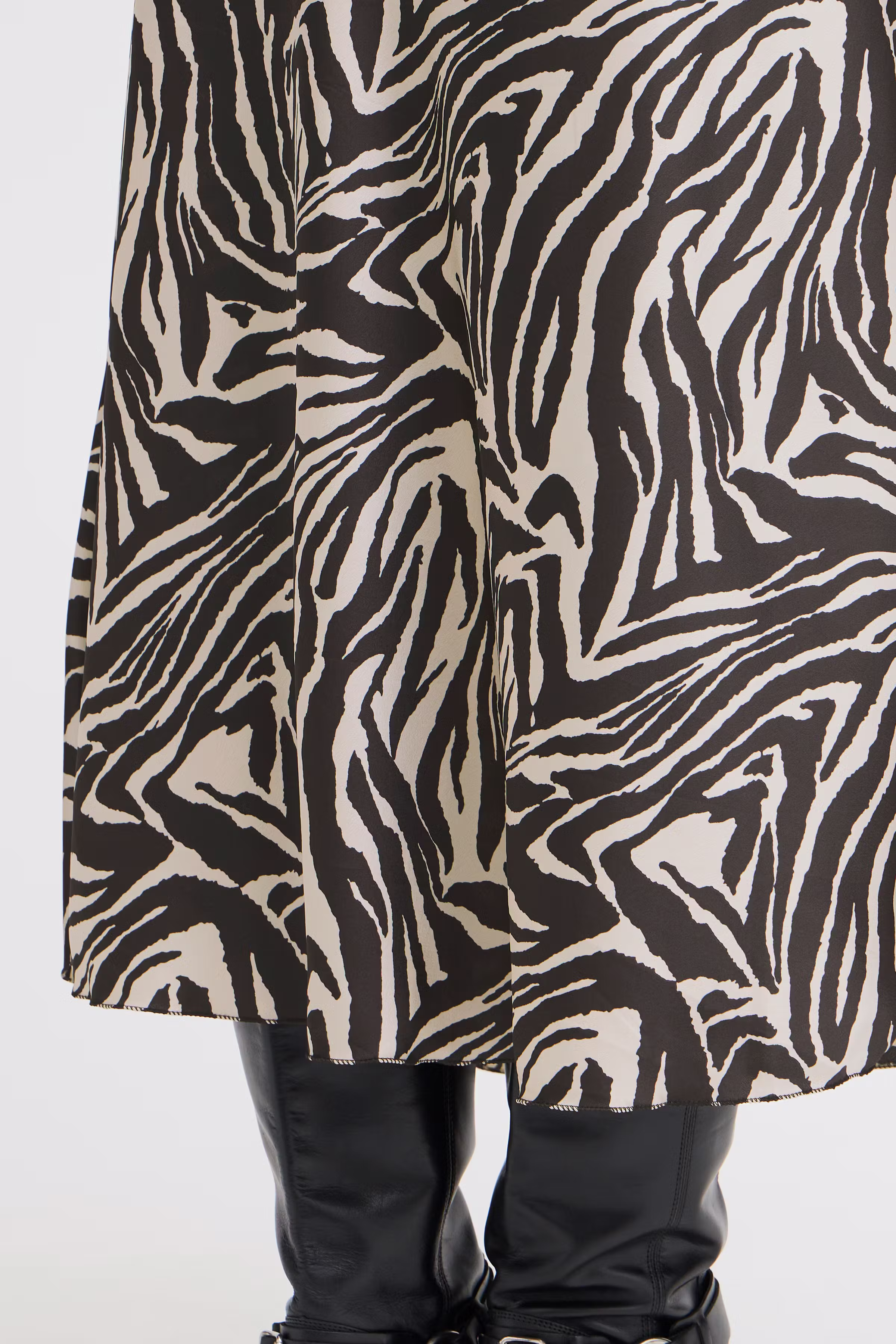 SBLANNA Skjørt LOOKBOOK DETAIL 22100750-203779