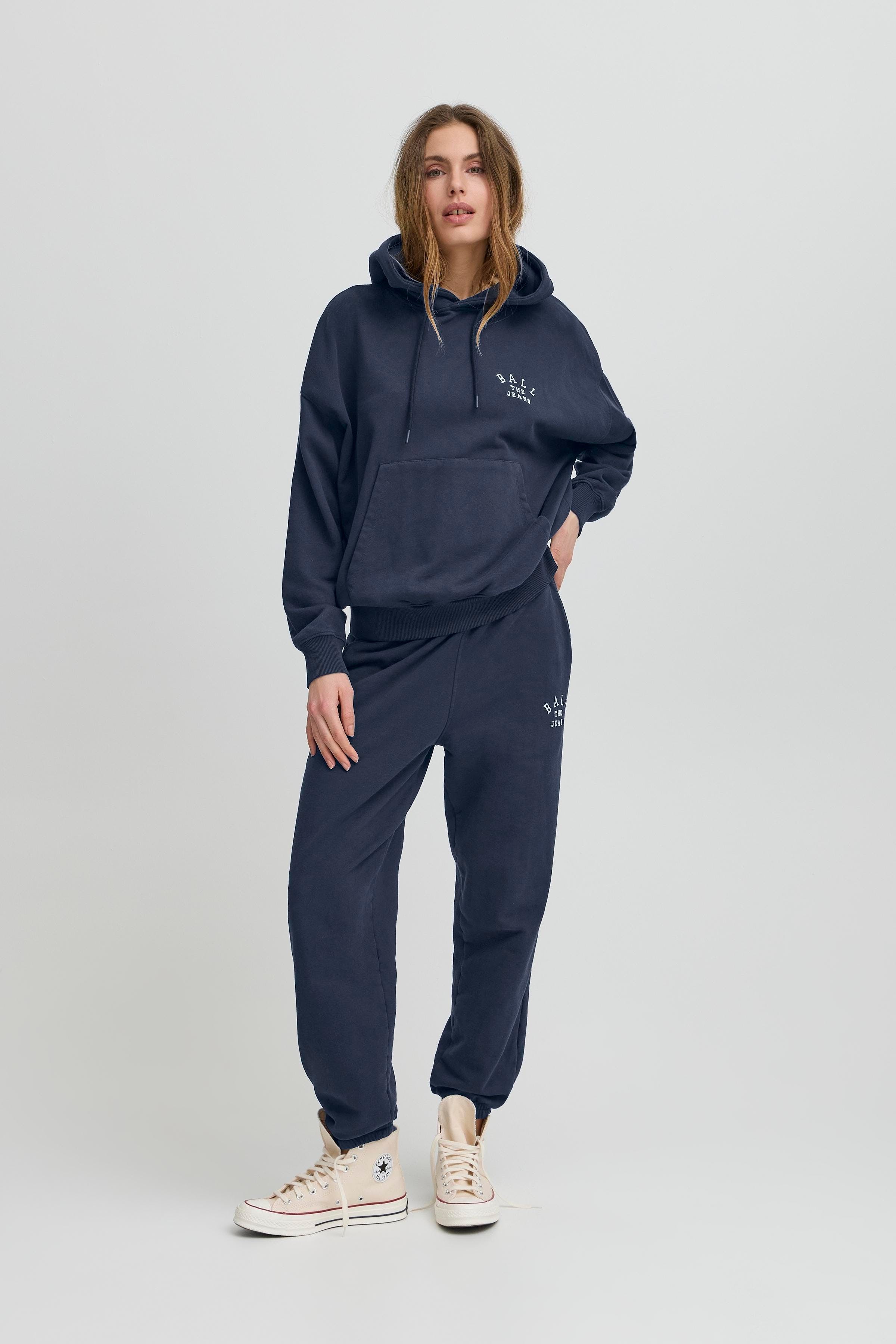 BASAVONA Sweatshirt LOOKBOOK FRONT 50405150-193922