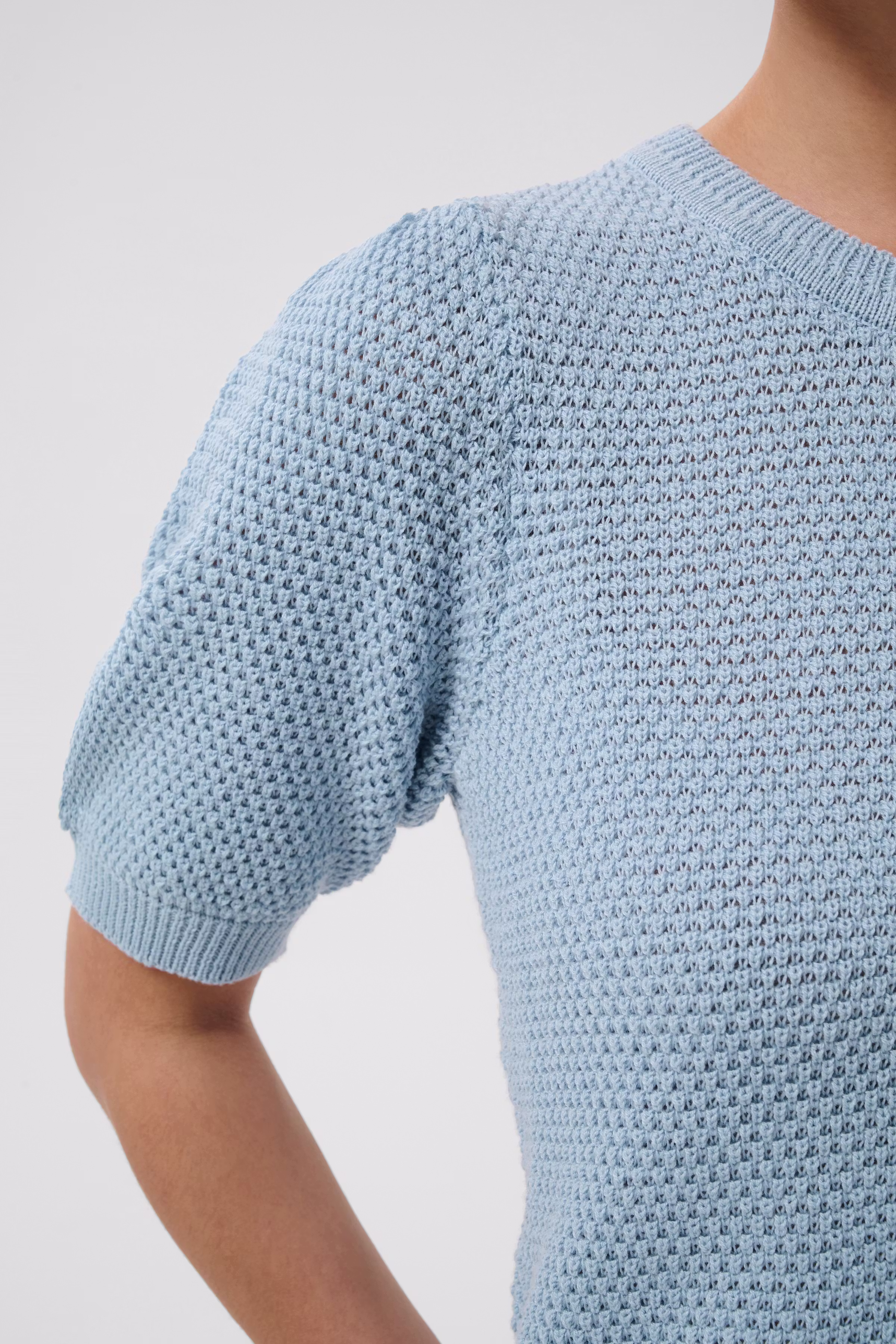 KAvivian Pullover LOOKBOOK DETAIL 10511817-154008