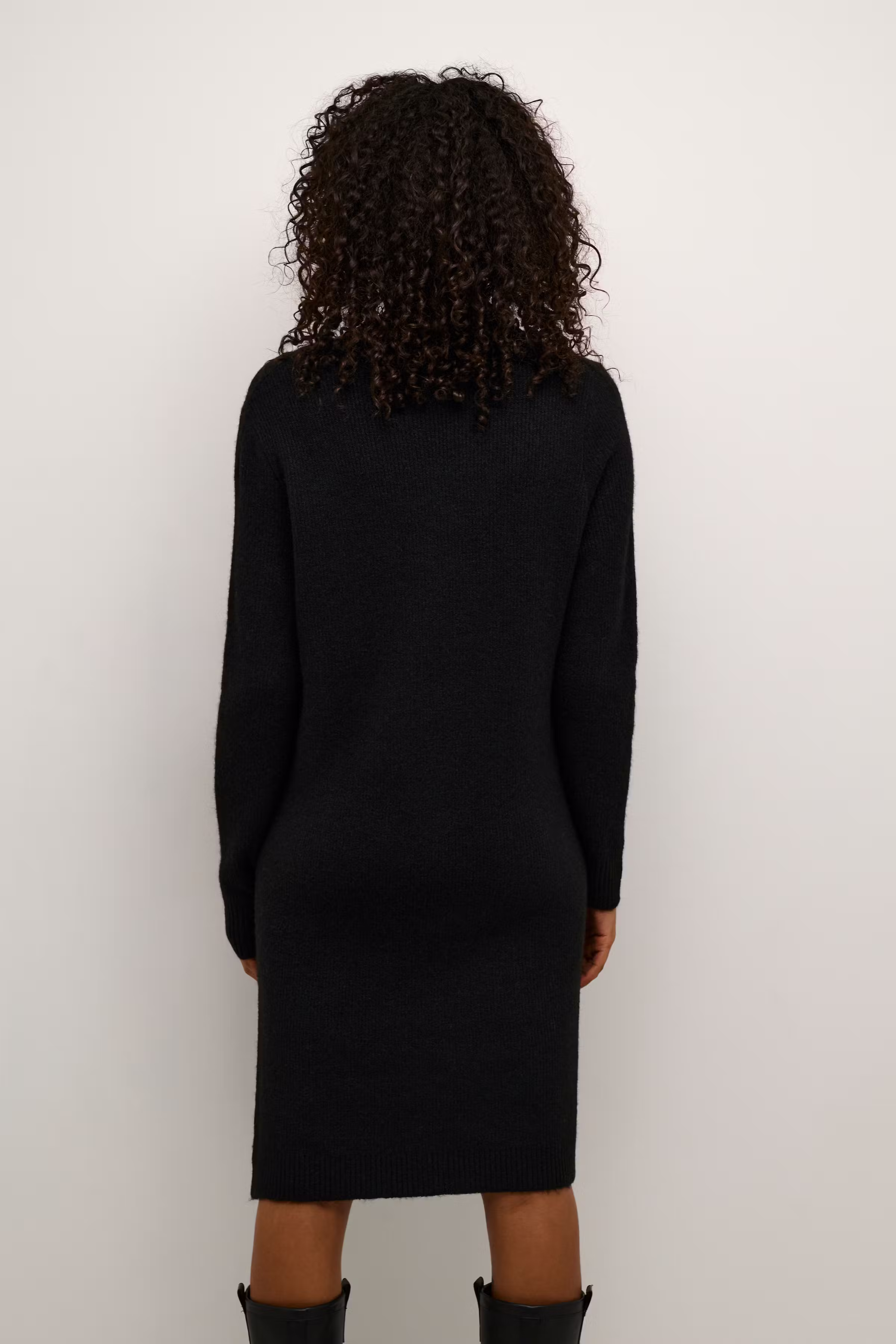 KAjuno Kleid LOOKBOOK BACK 10509380-100121