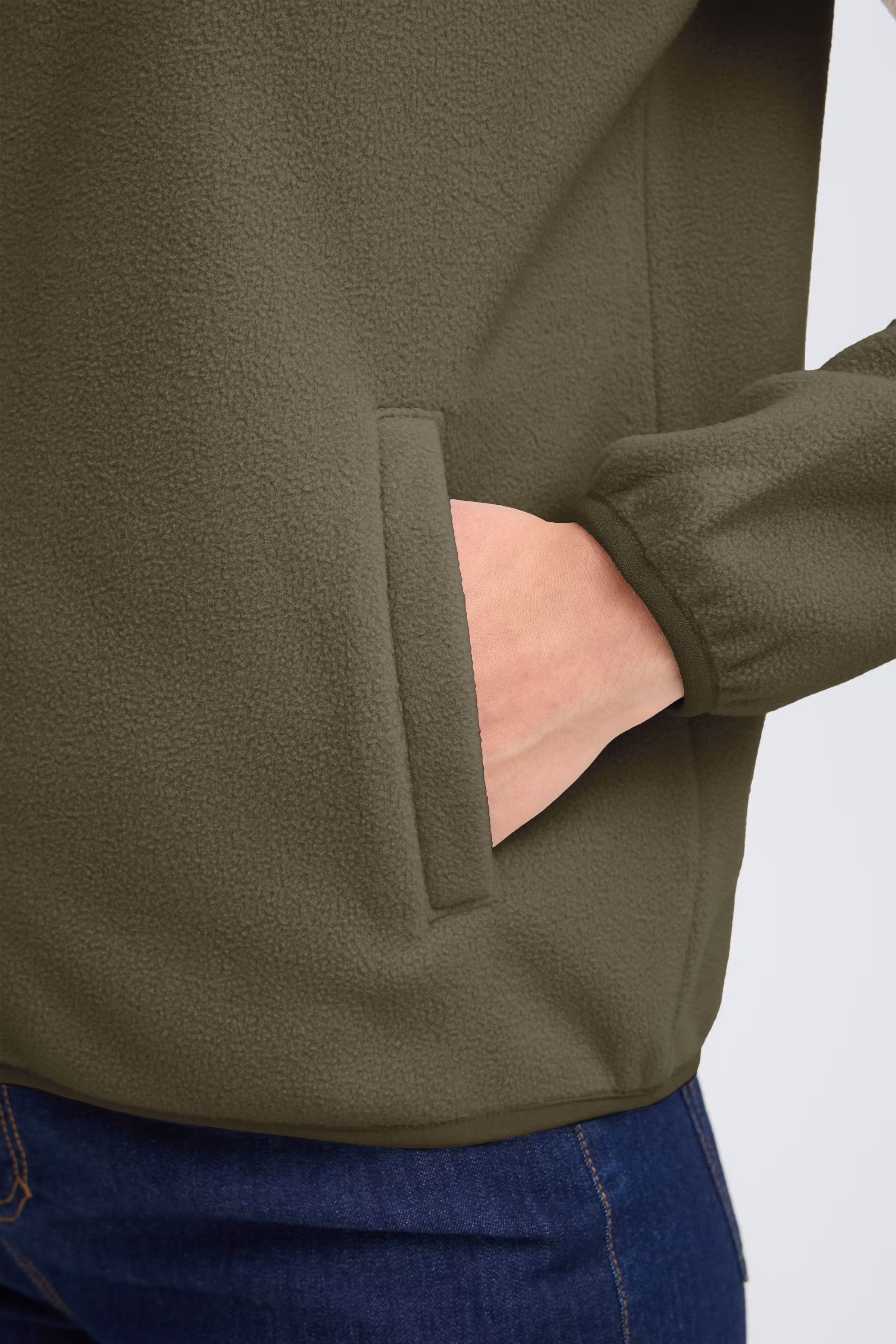 FRFLEA Outerwear LOOKBOOK DETAIL 20618215-190511