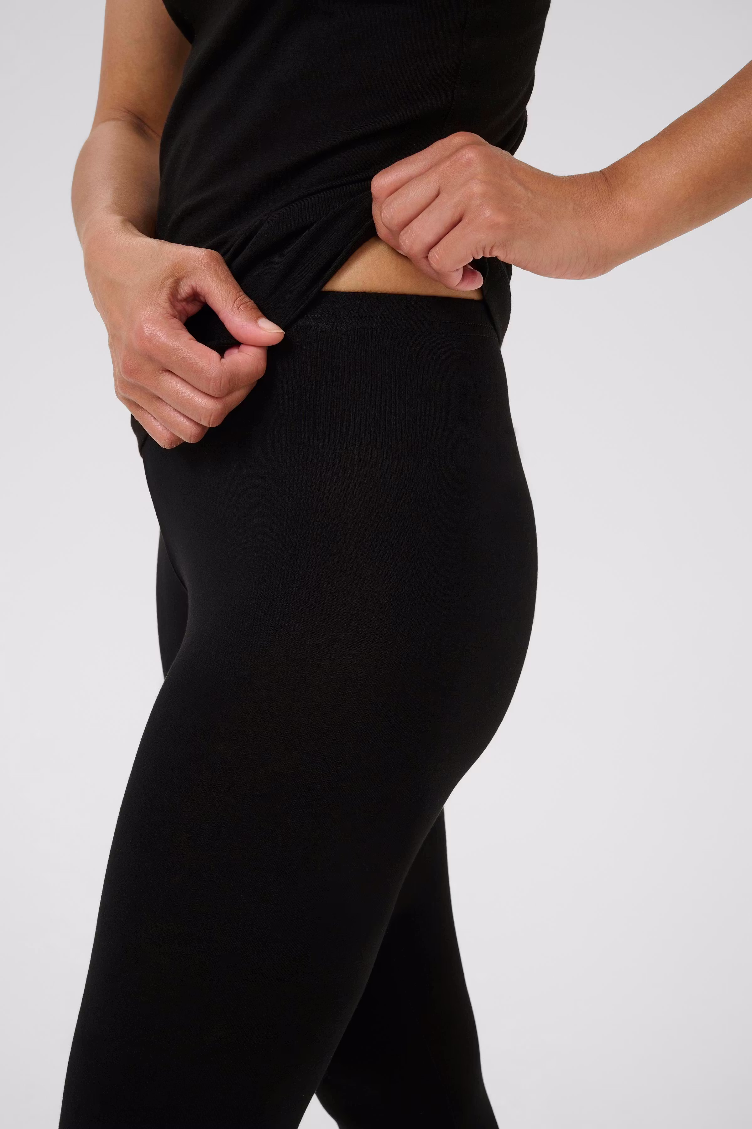 Jillian Leggings LOOKBOOK DETAIL 40100657-4009000