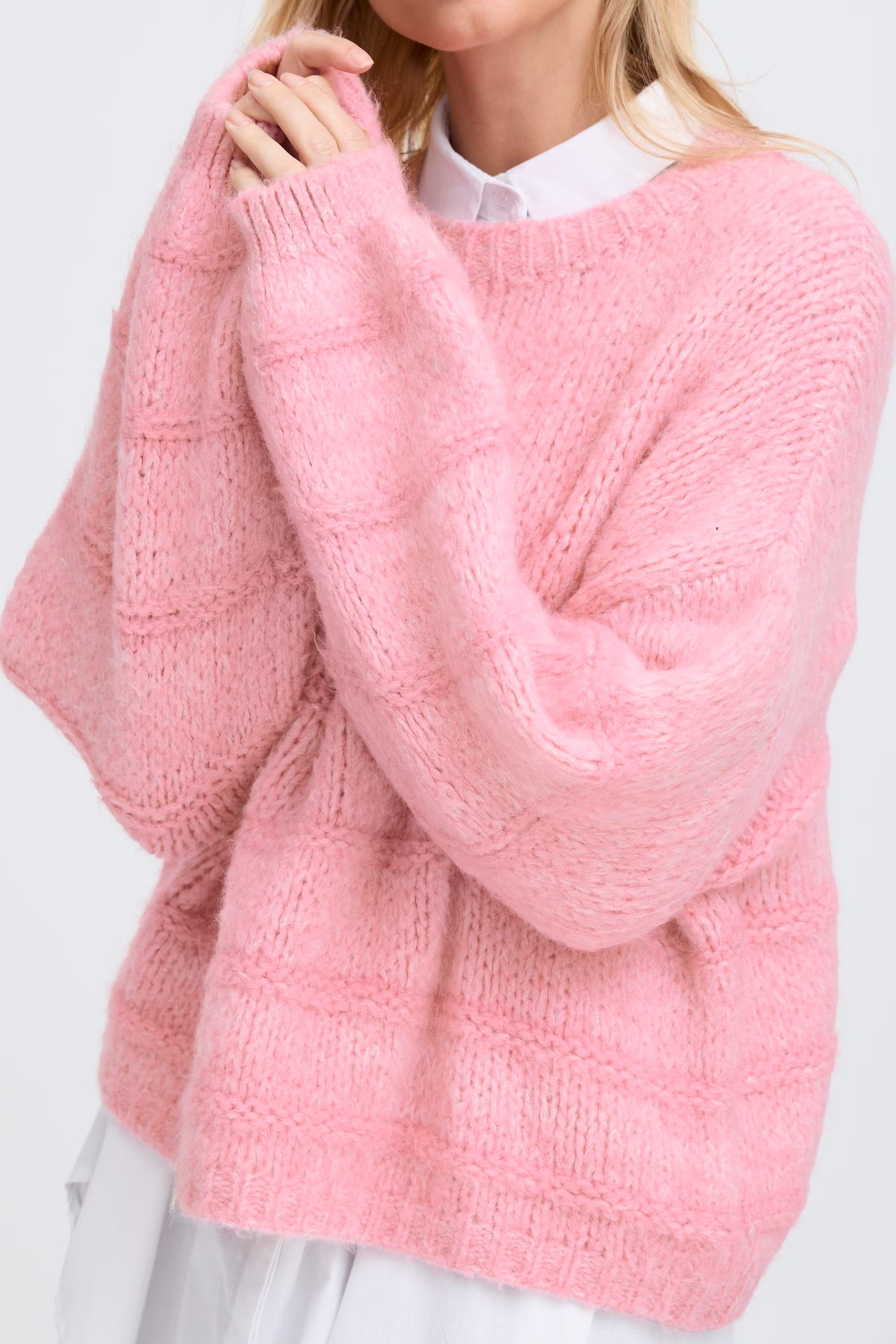 SBGULMINA Pullover LOOKBOOK DETAIL 22100870-171512