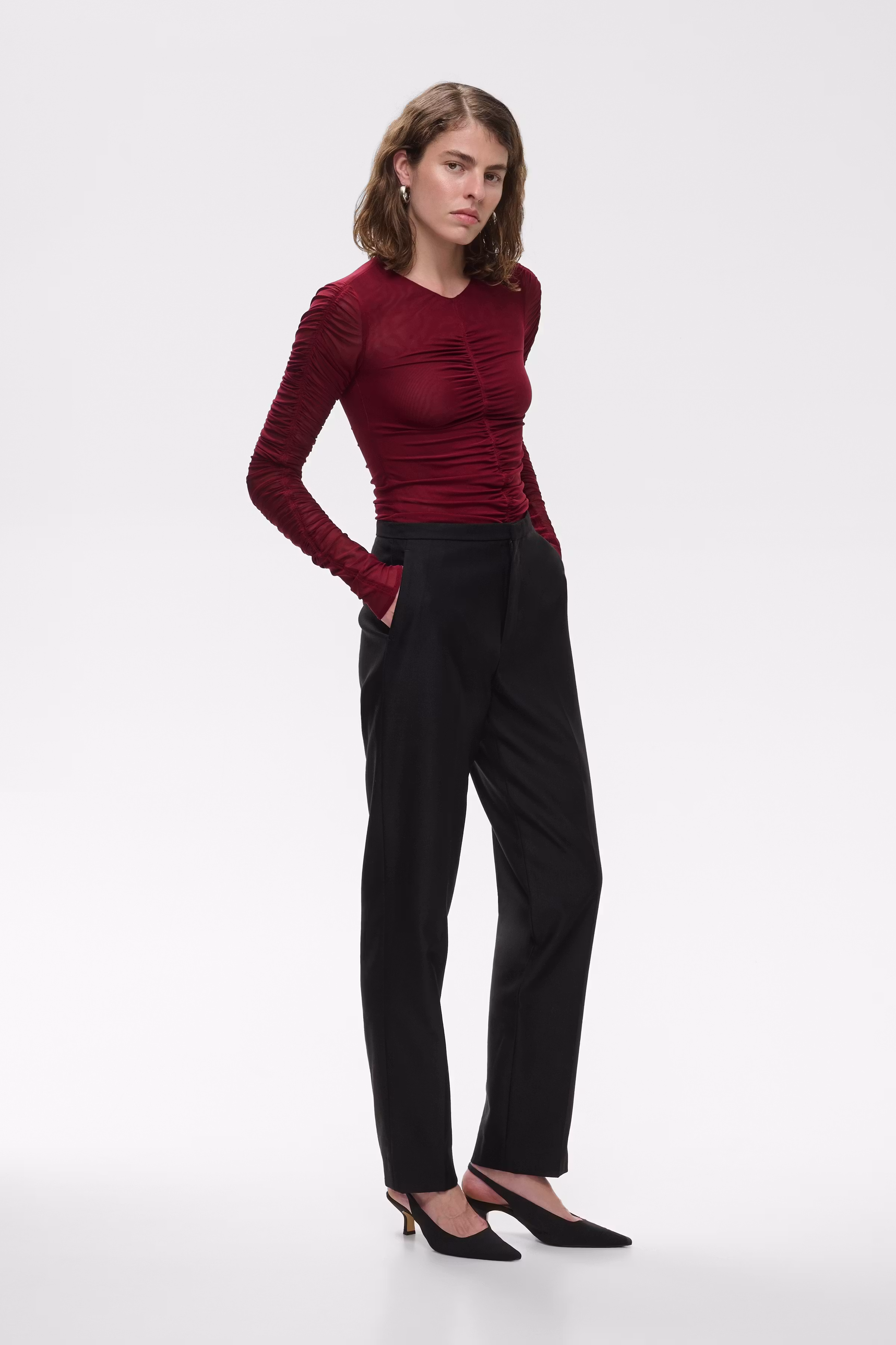 IOFatou Blouse LOOKBOOK FRONT 30600080-390000