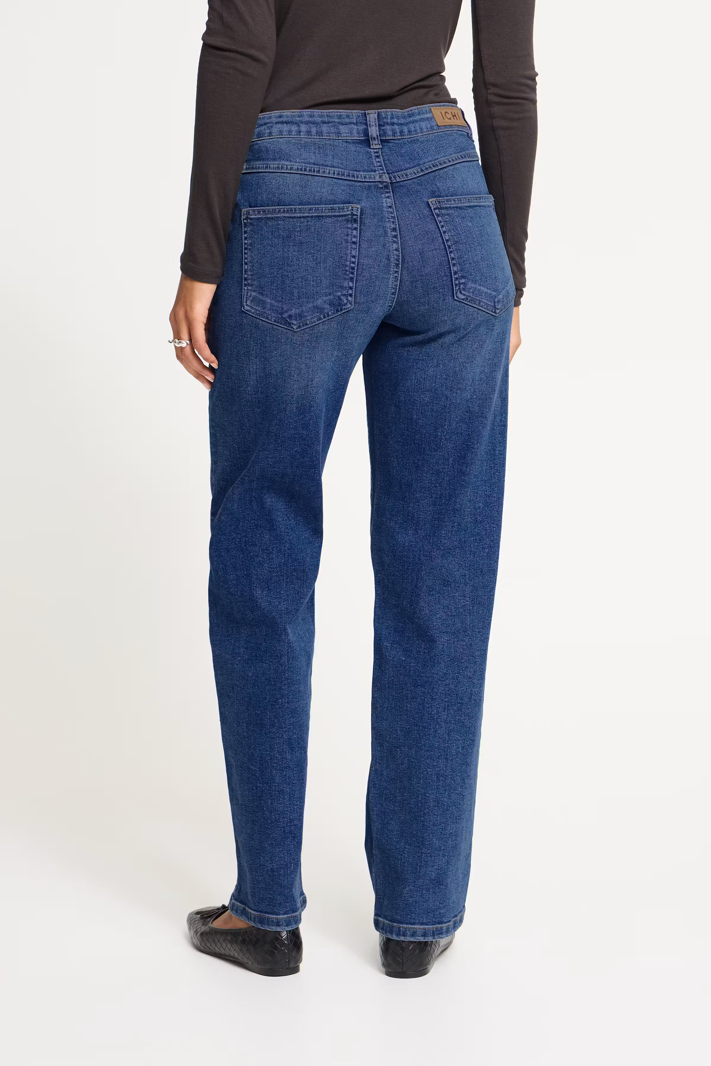 IHTWIGGY STRAIGHT Jeans LOOKBOOK BACK 20119128-19037